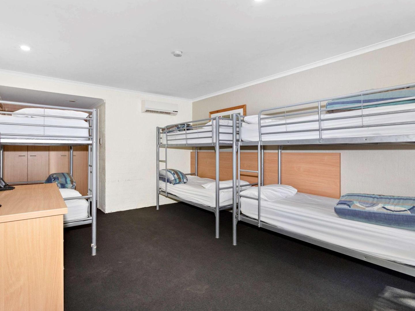ibis Styles Canberra Eaglehawk Hotel