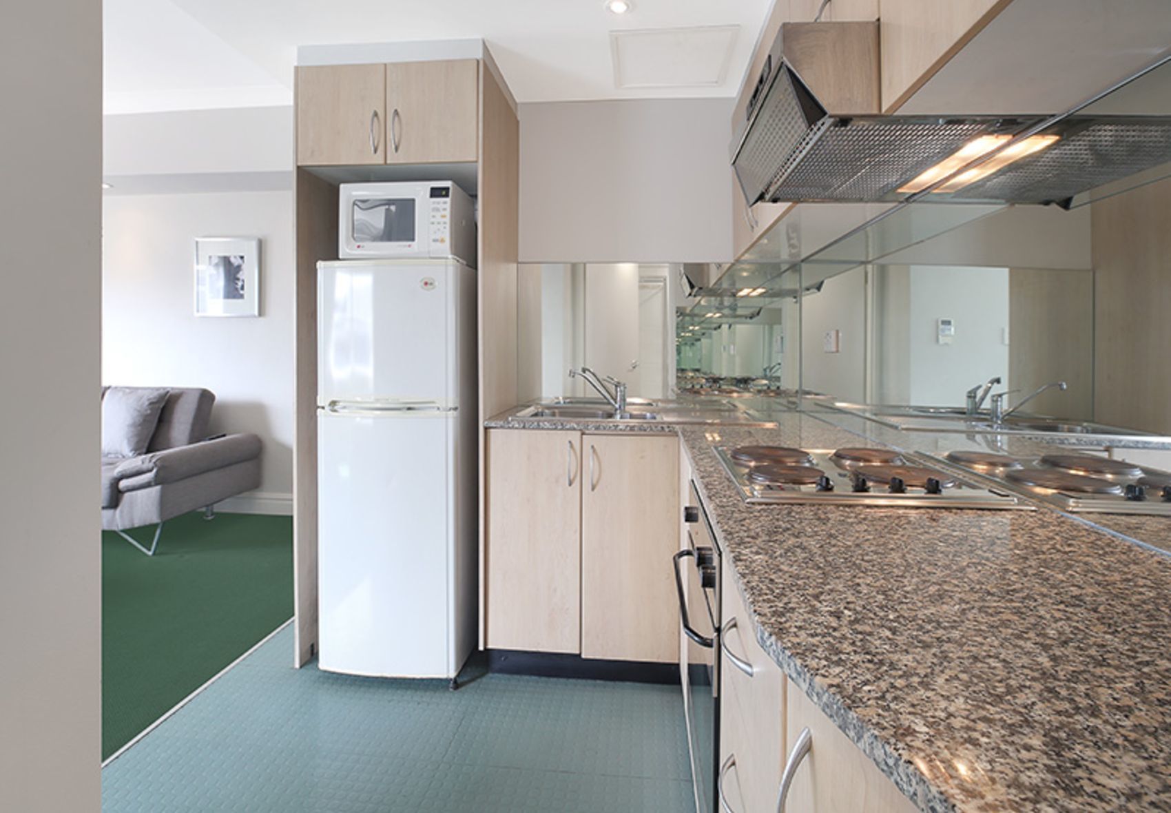 AEA Sydney Airport Serviced Apartments