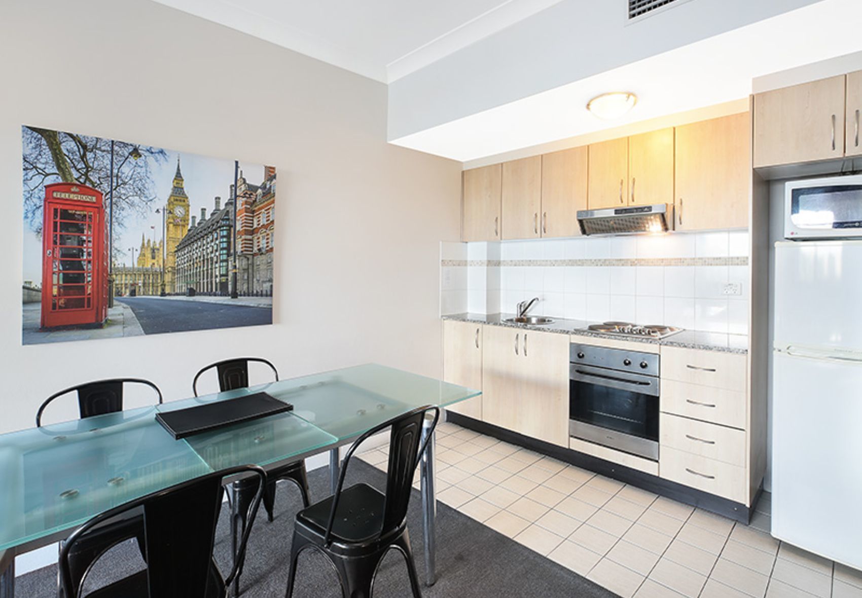 AEA Sydney Airport Serviced Apartments