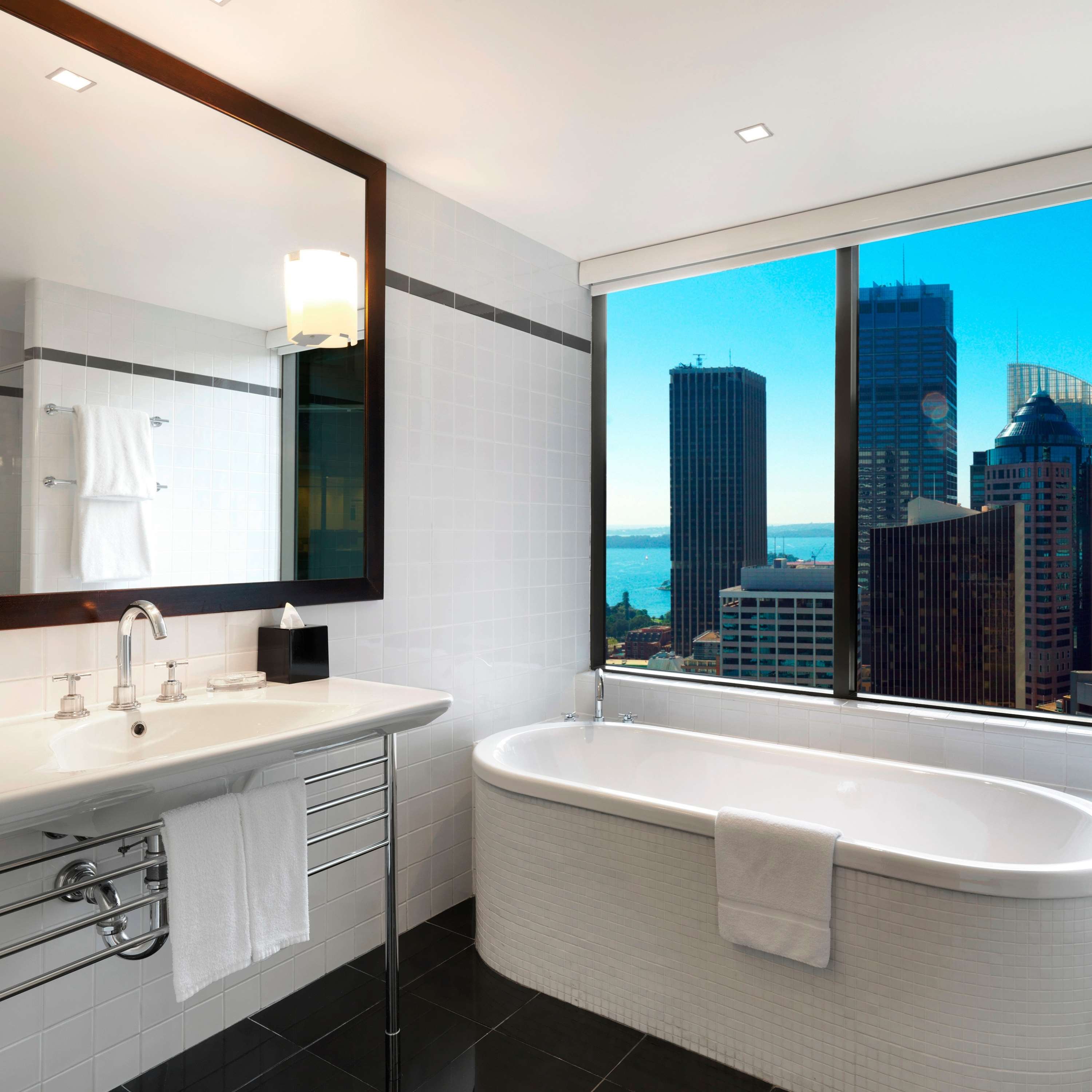 Amora Hotel Jamison Sydney