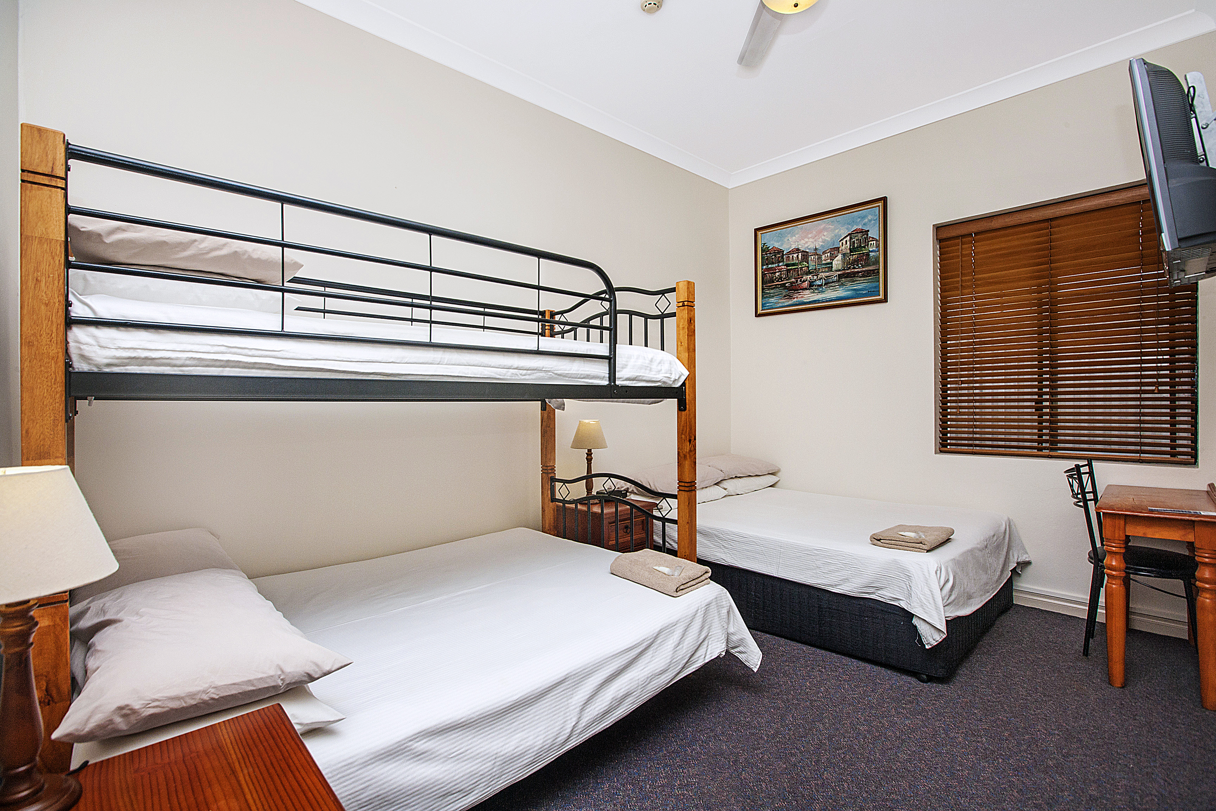 Ashfield Manor Bed & Breakfast