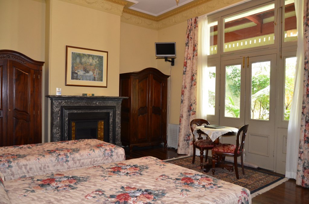 Avonmore On The Park Boutique