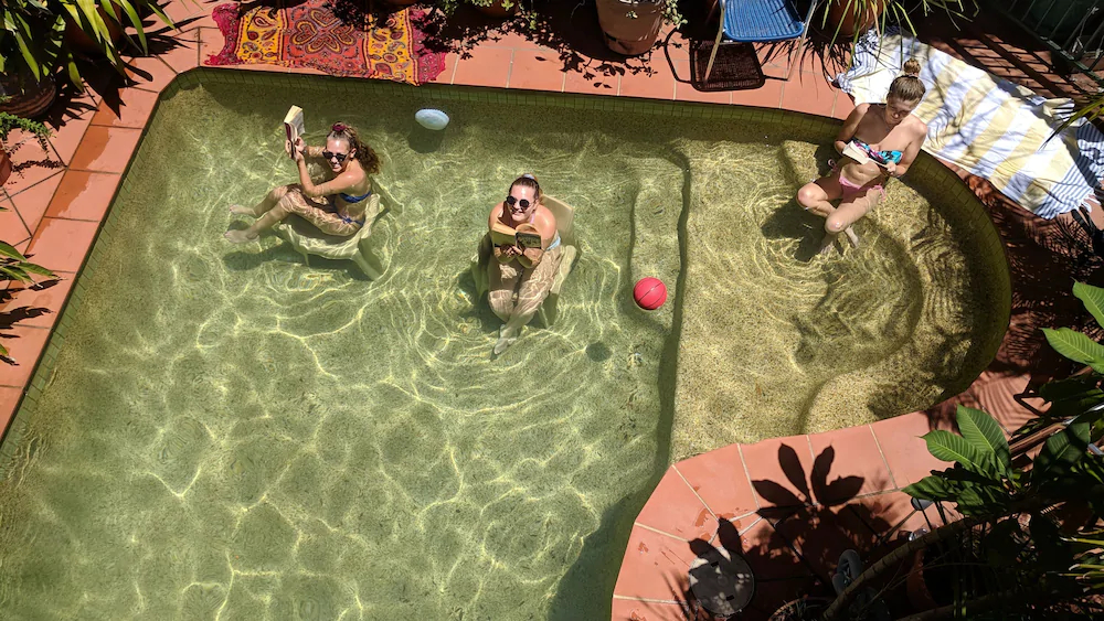 Summer House Backpackers Newtown