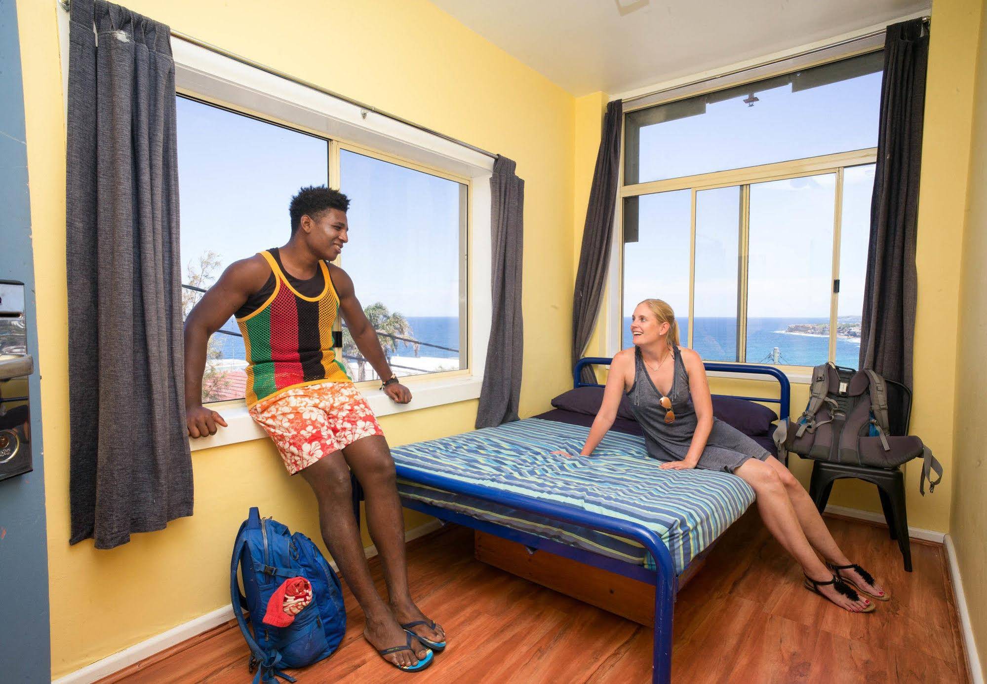 Bondi Beachouse YHA Hostel