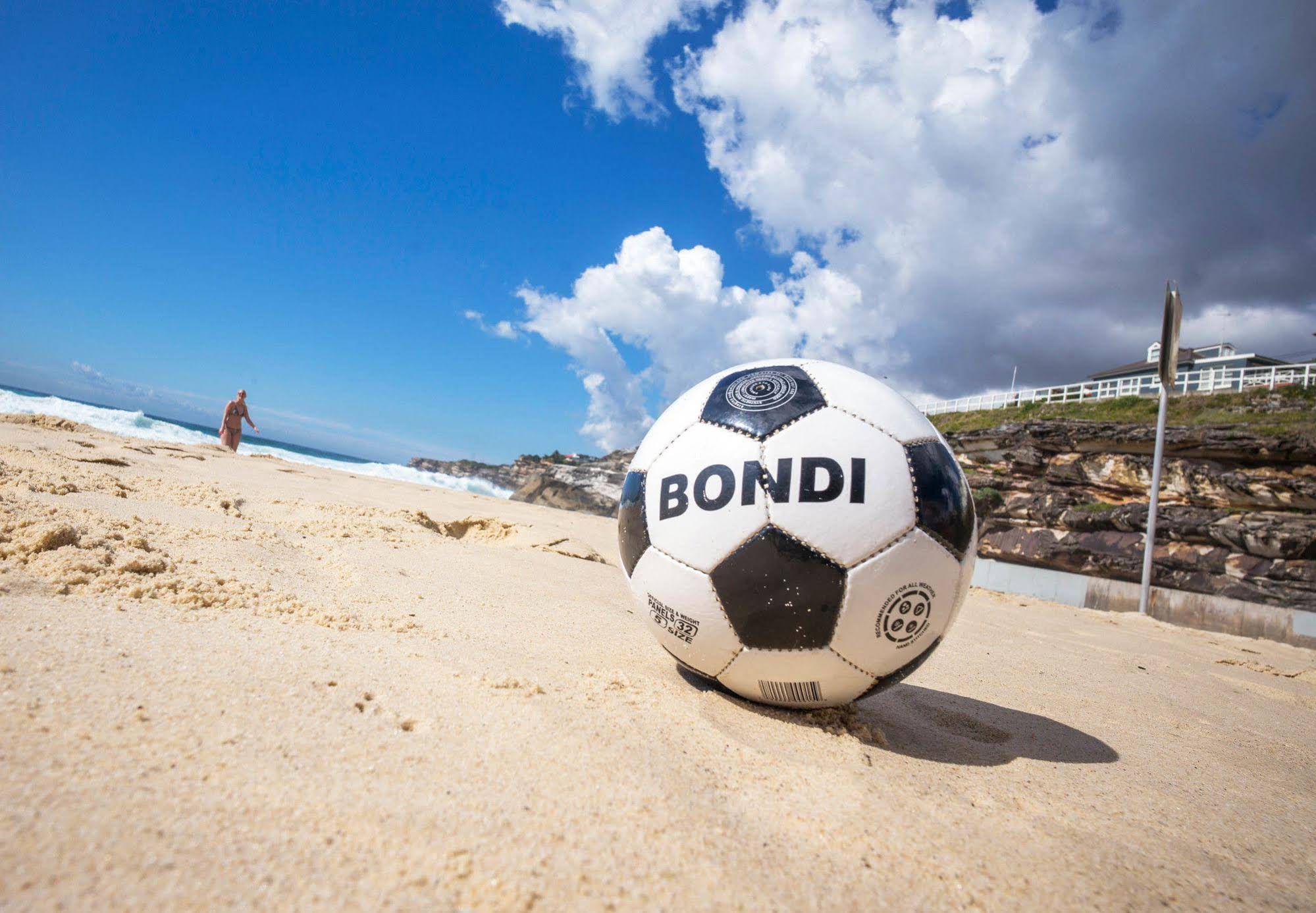 Bondi Beachouse YHA Hostel