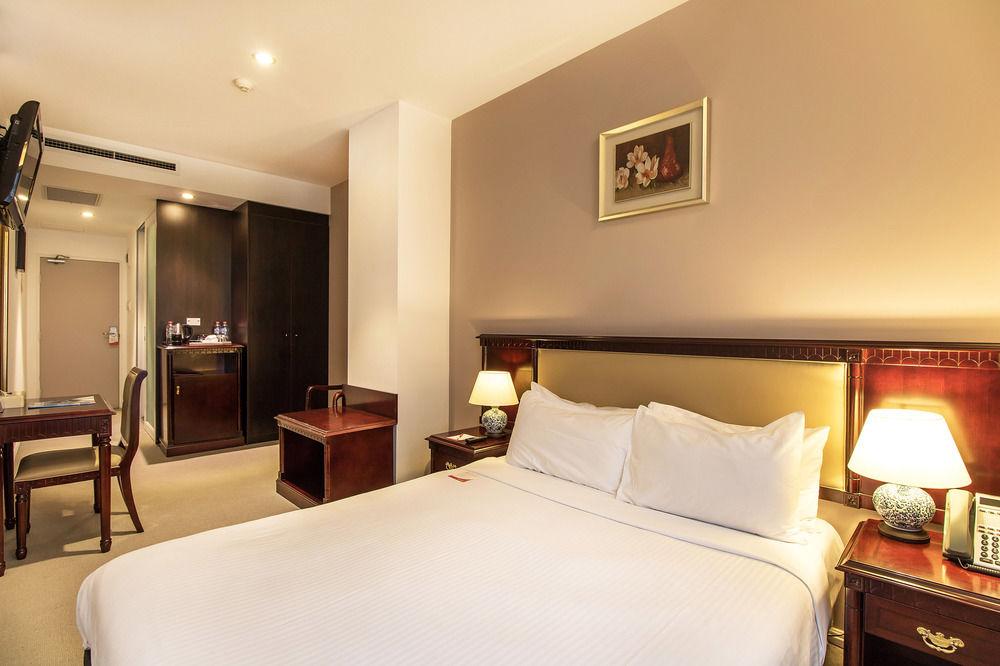 The Clarence Hotel Sydney