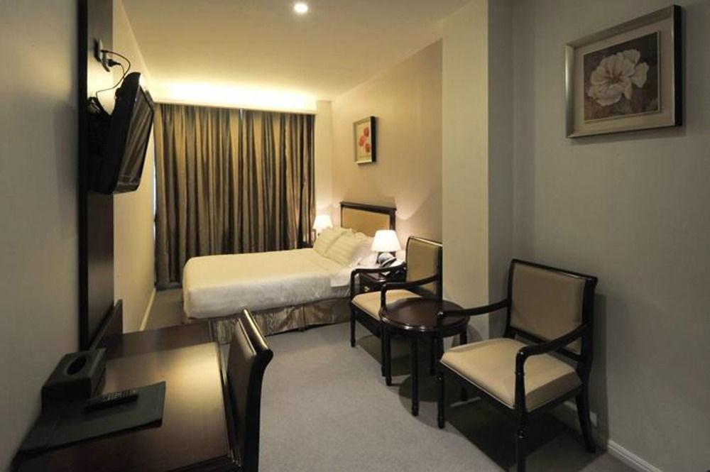 The Clarence Hotel Sydney