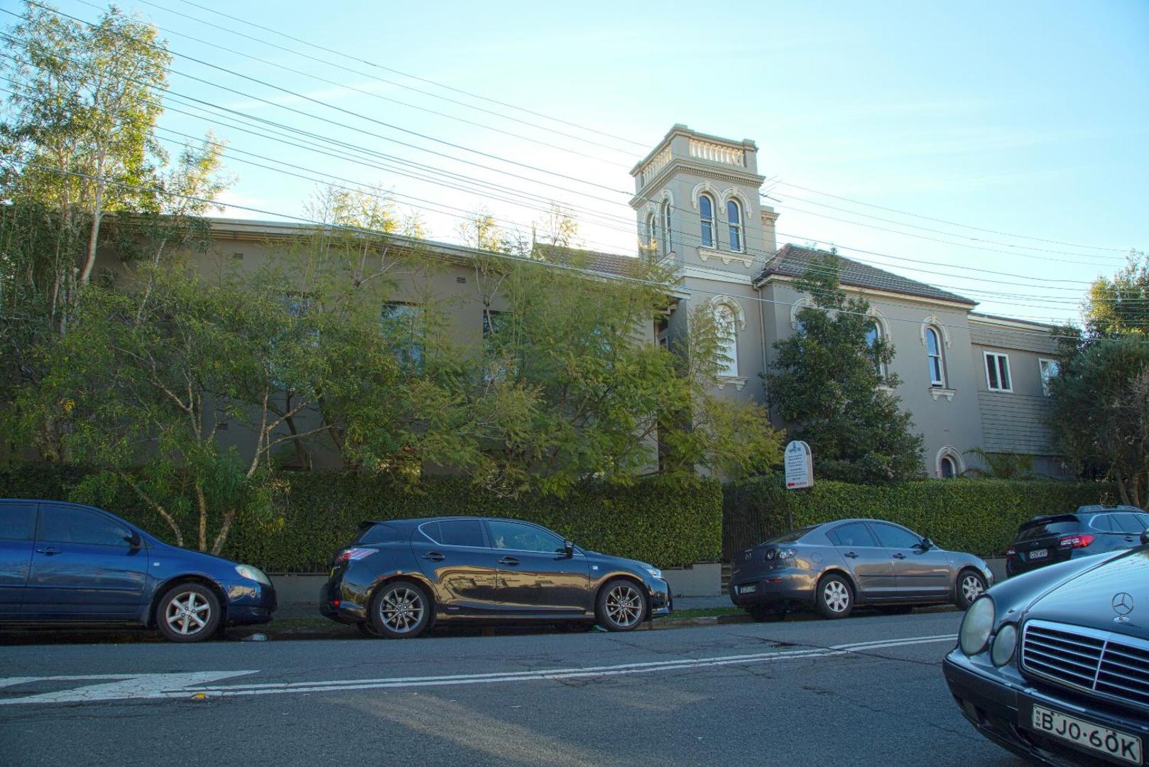 Cambridge Lodge
