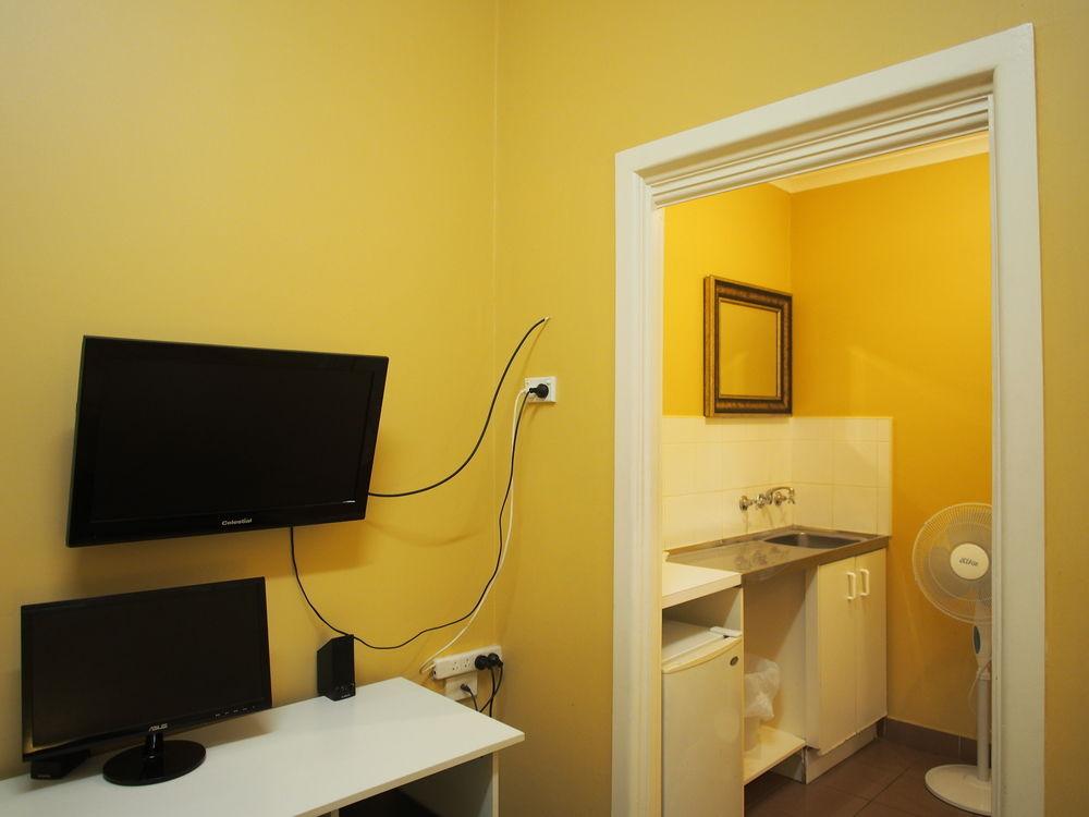 Central Private Hotel