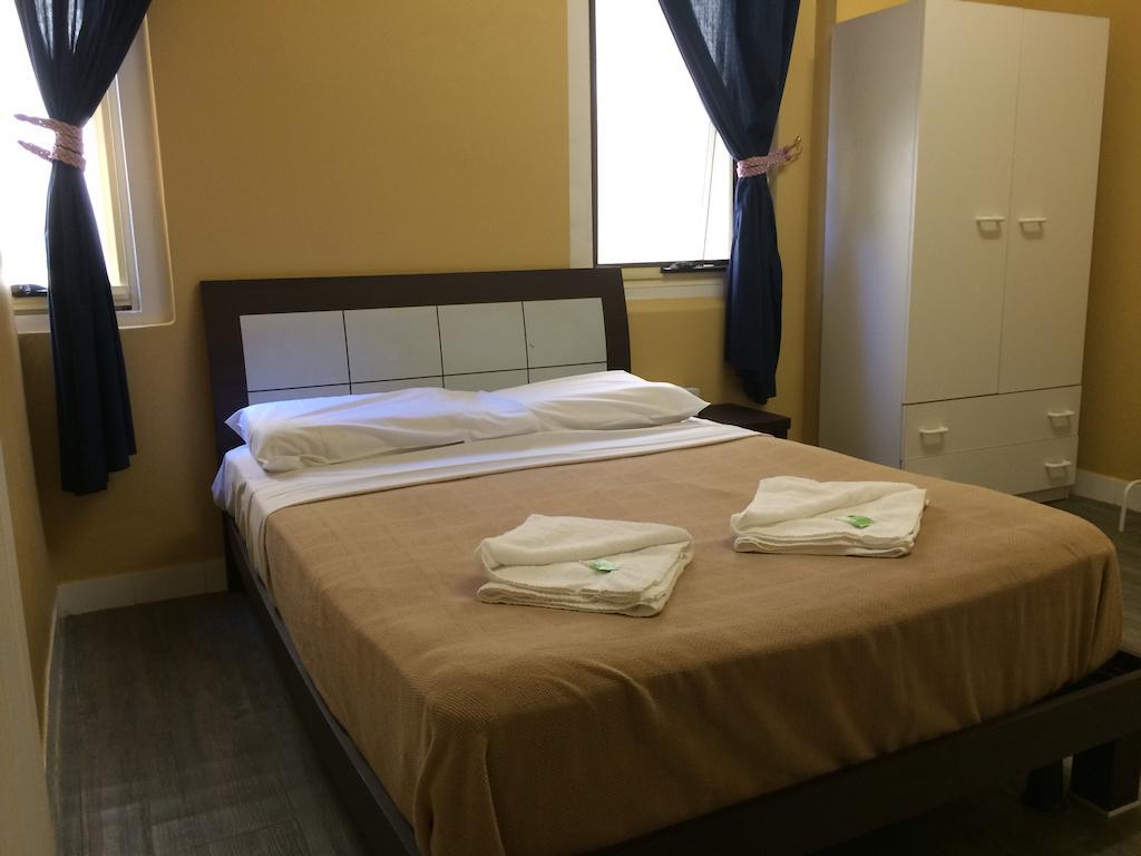 Central Private Hotel