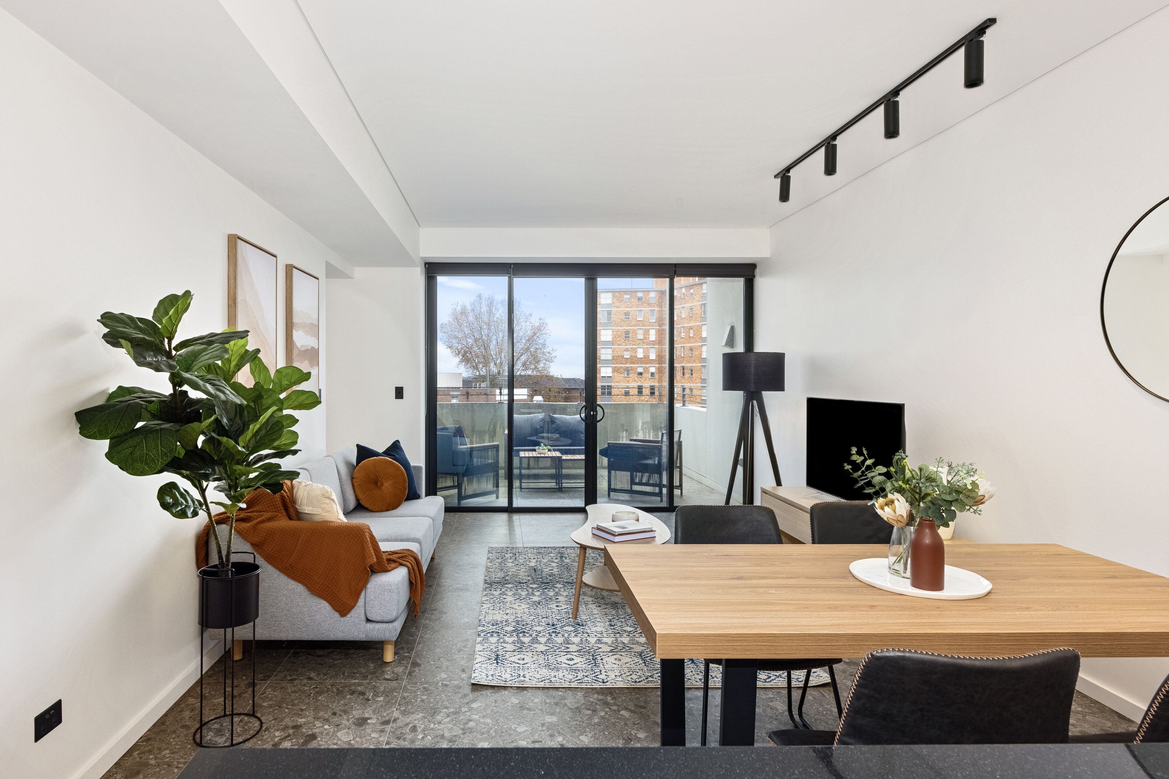 Cinema Suites Apartments by Urban Rest