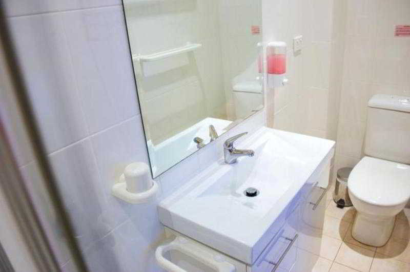 Comfort Hotel Sydney City