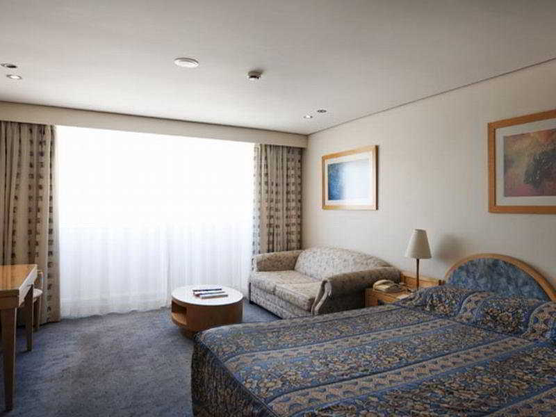 Coogee Sands Hotel & Apartments