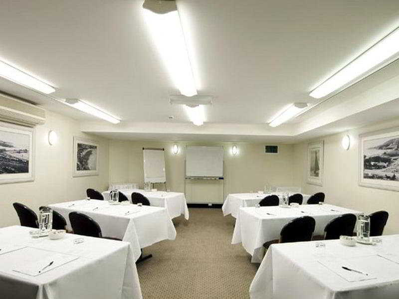 Coogee Sands Hotel & Apartments