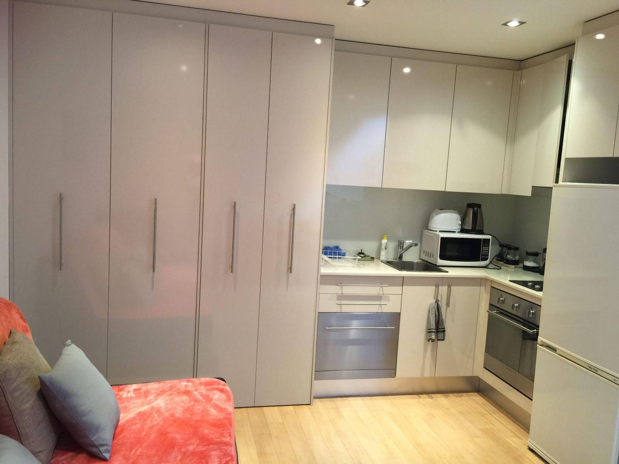 Darling Harbour Apartment