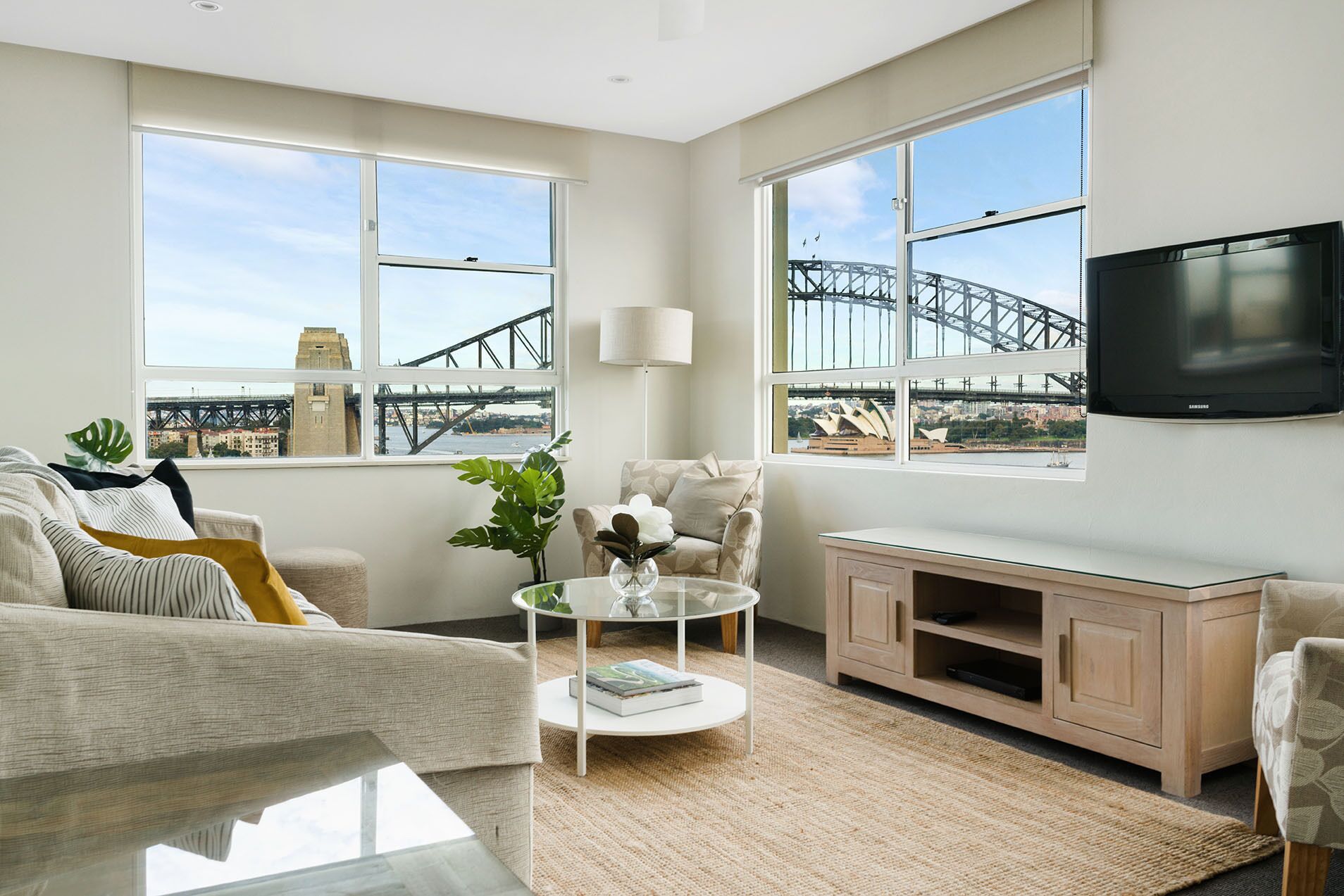 Harbourside Apartments