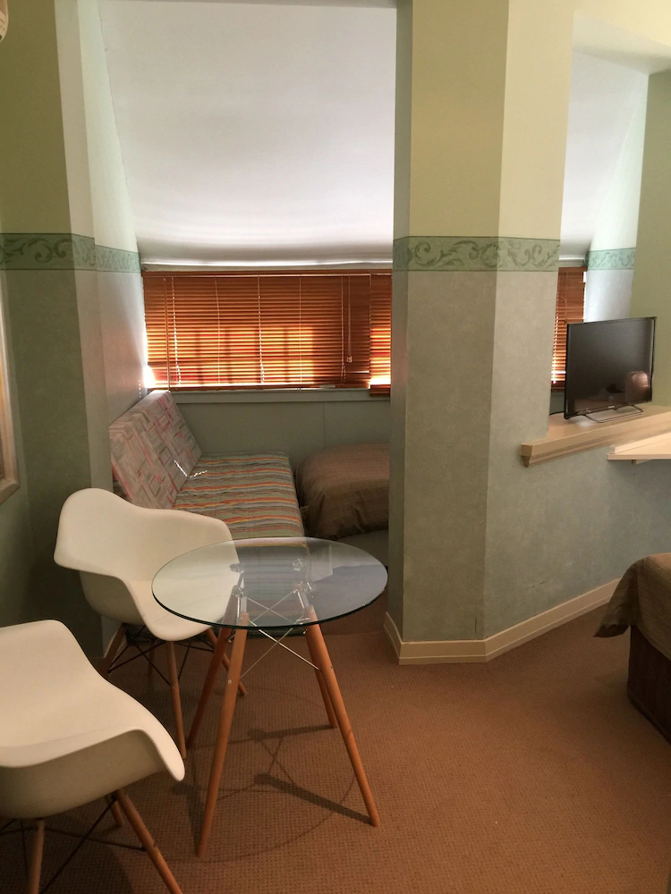 Hotel 59