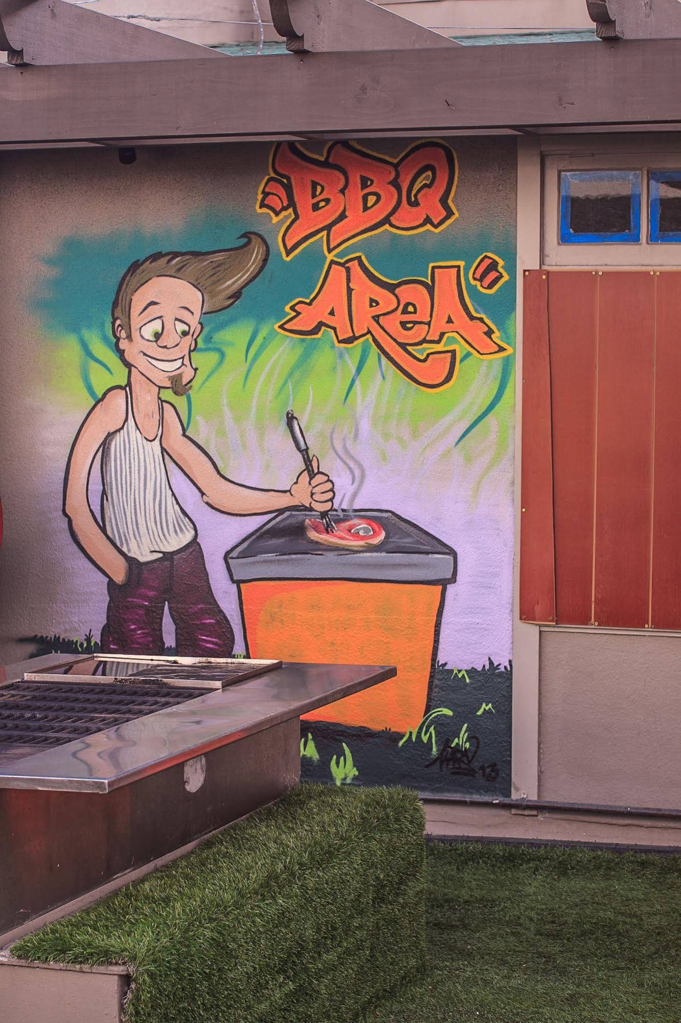 Mad Monkey Backpackers Bayswater