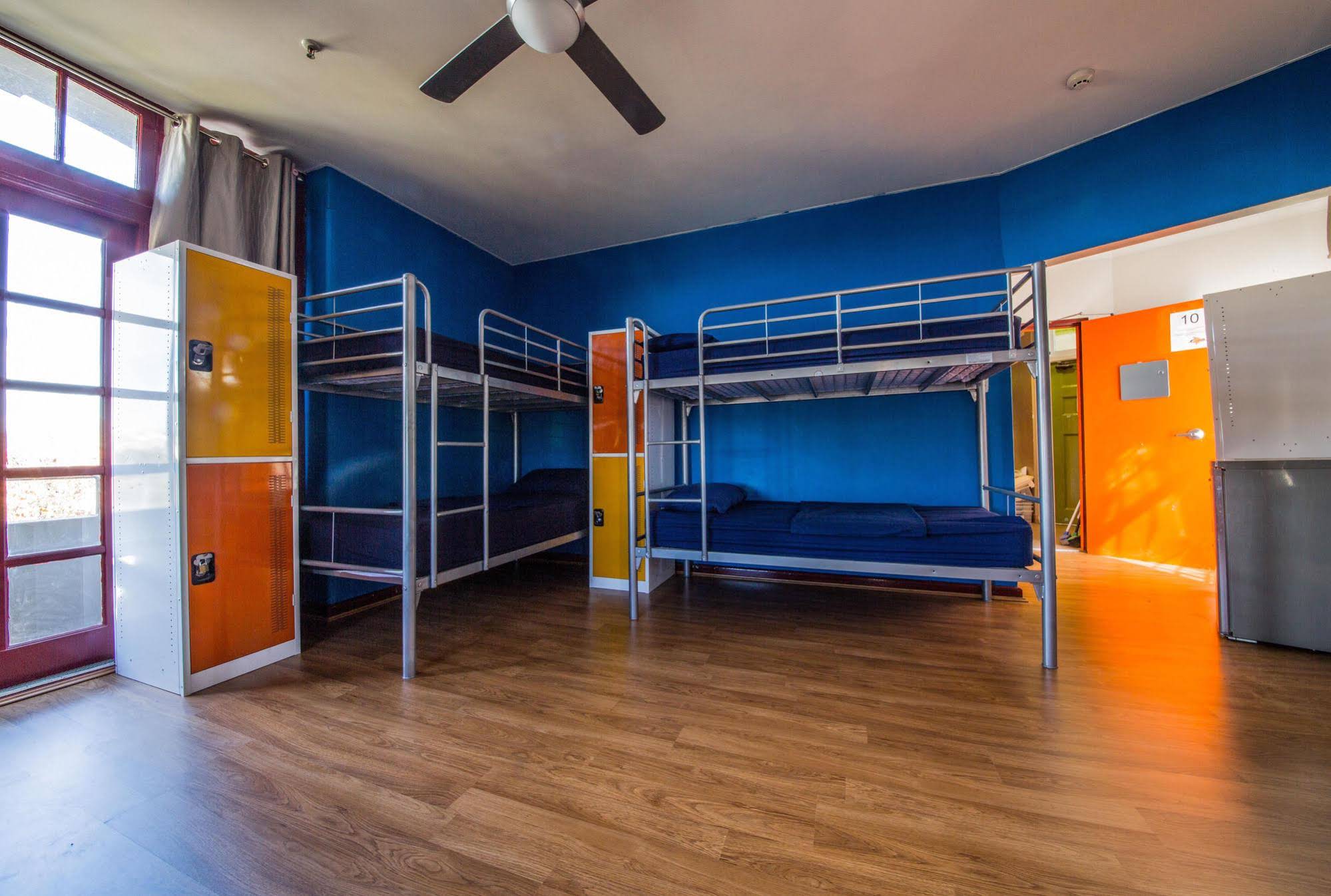 Mad Monkey Backpackers Bayswater