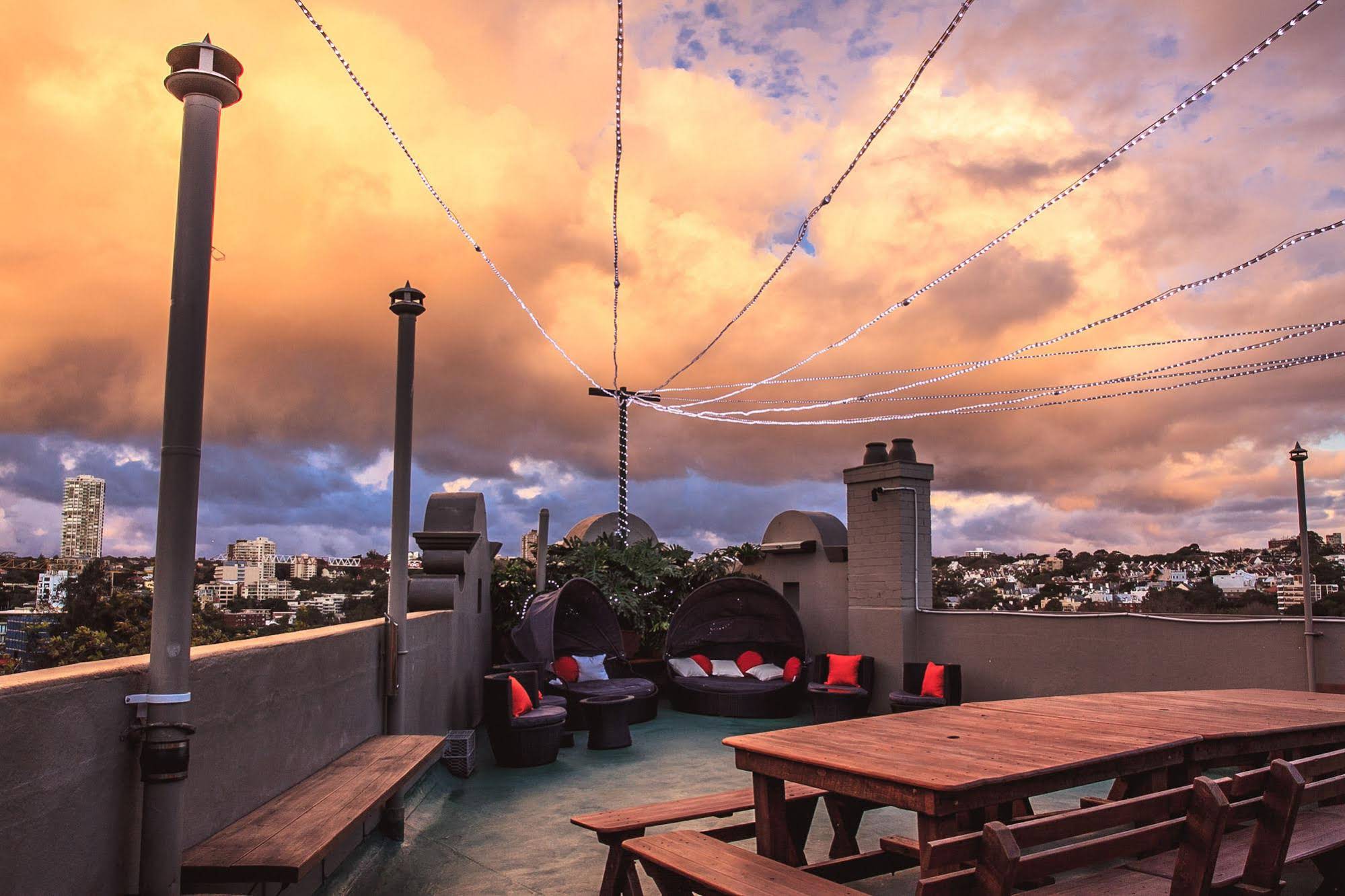 Mad Monkey Backpackers Bayswater