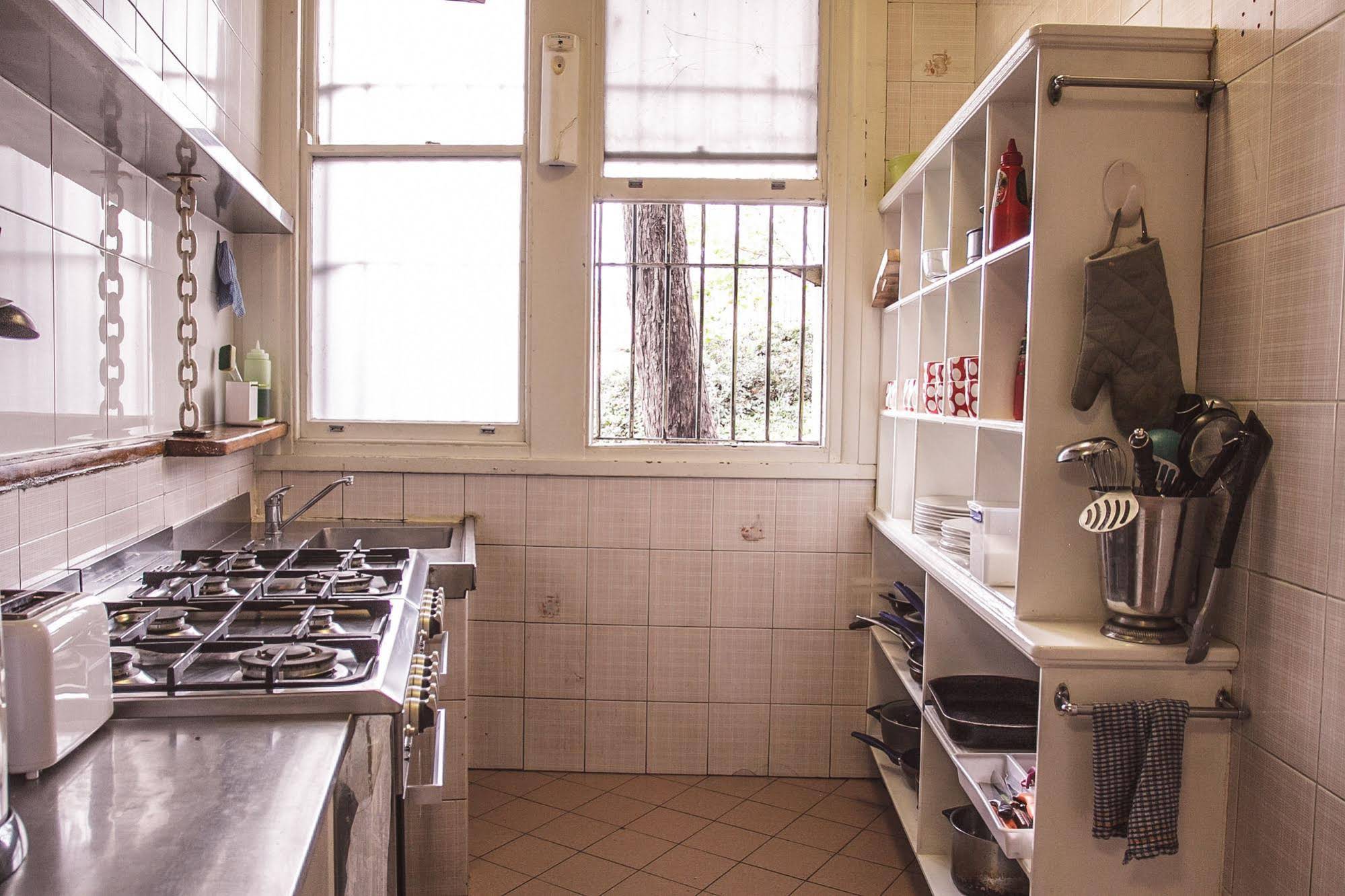 Mad Monkey Backpackers Bayswater