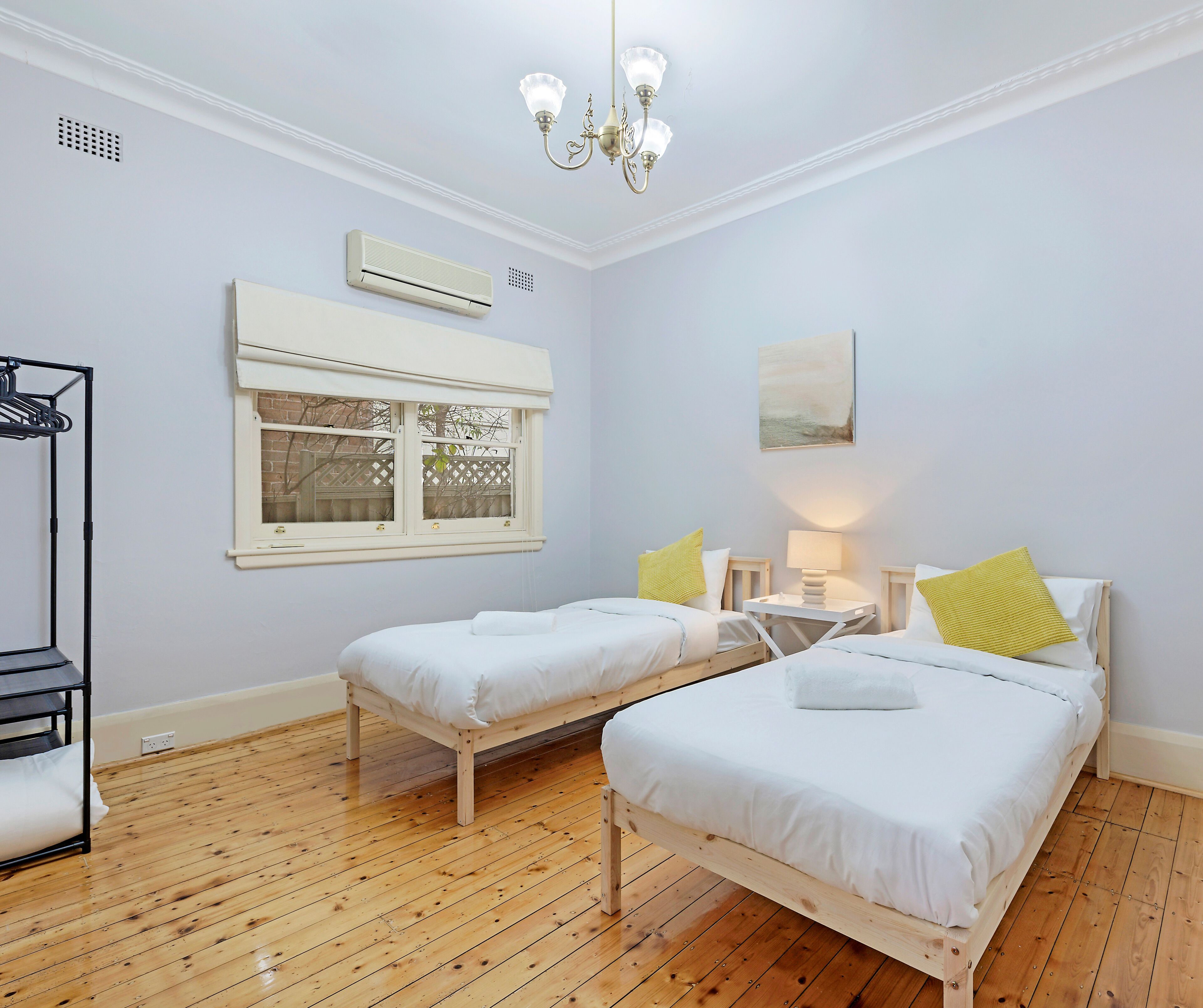 Kozyguru Campsie Oldie But Goodie Look 4 Bed House Nca011