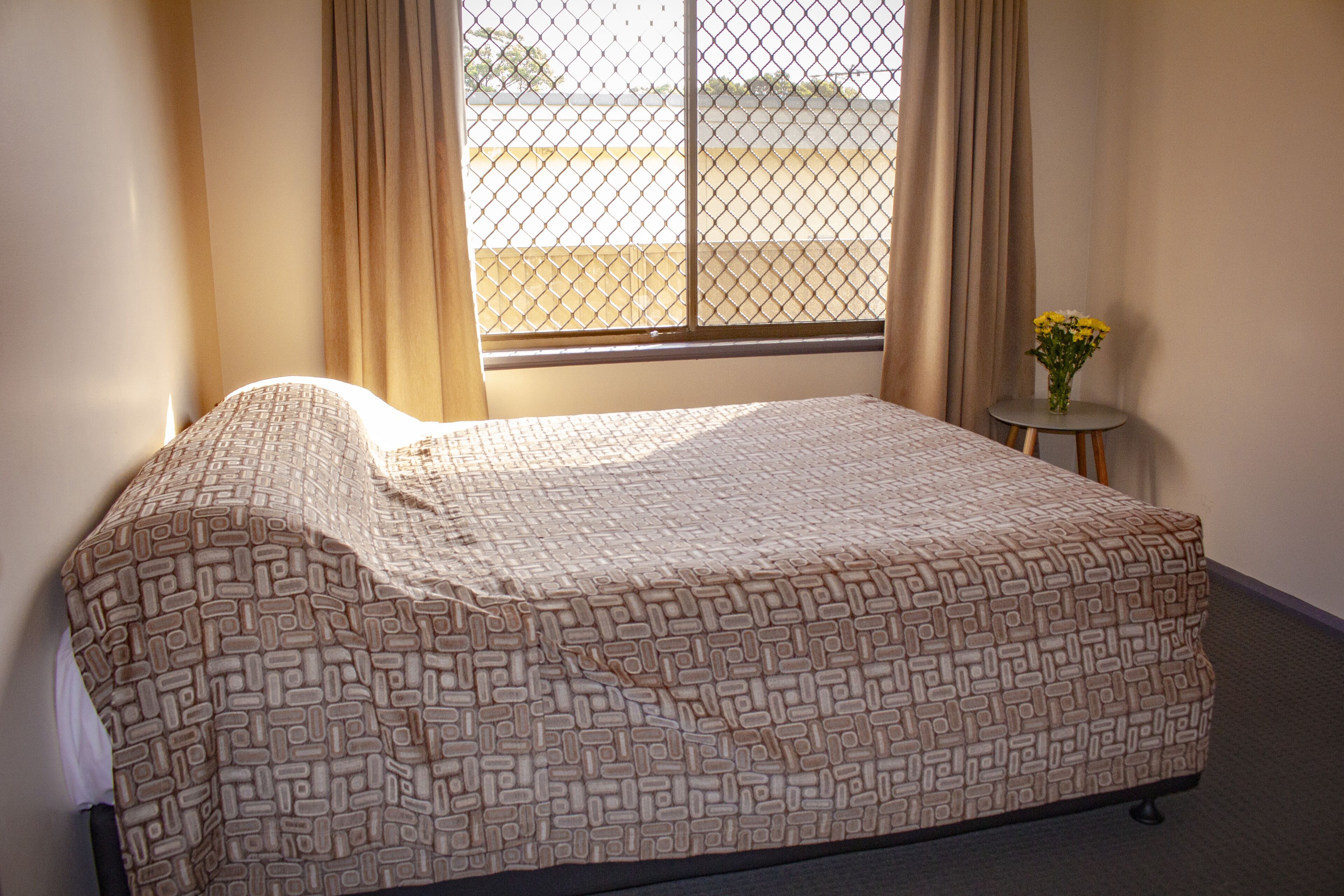 Liberty Plains Motor Inn