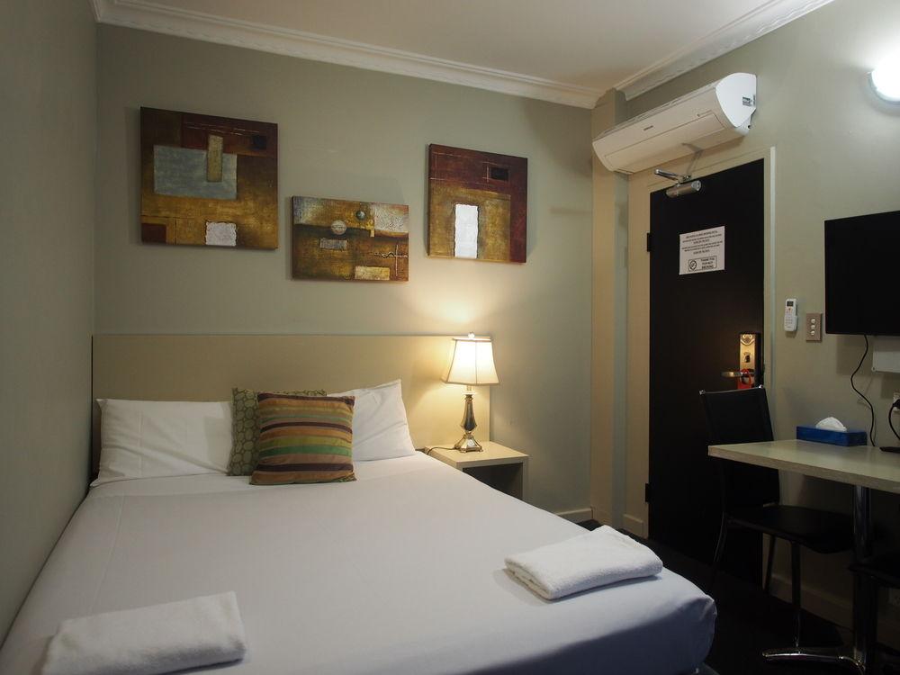 UNO Hotel Sydney