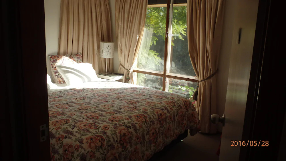 Linley House Bed & Breakfast