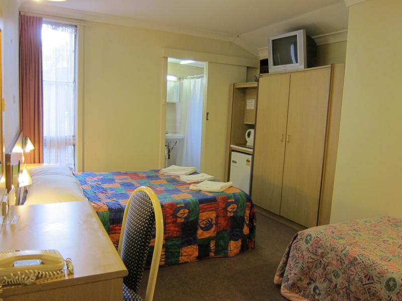 Linwood Lodge Motel