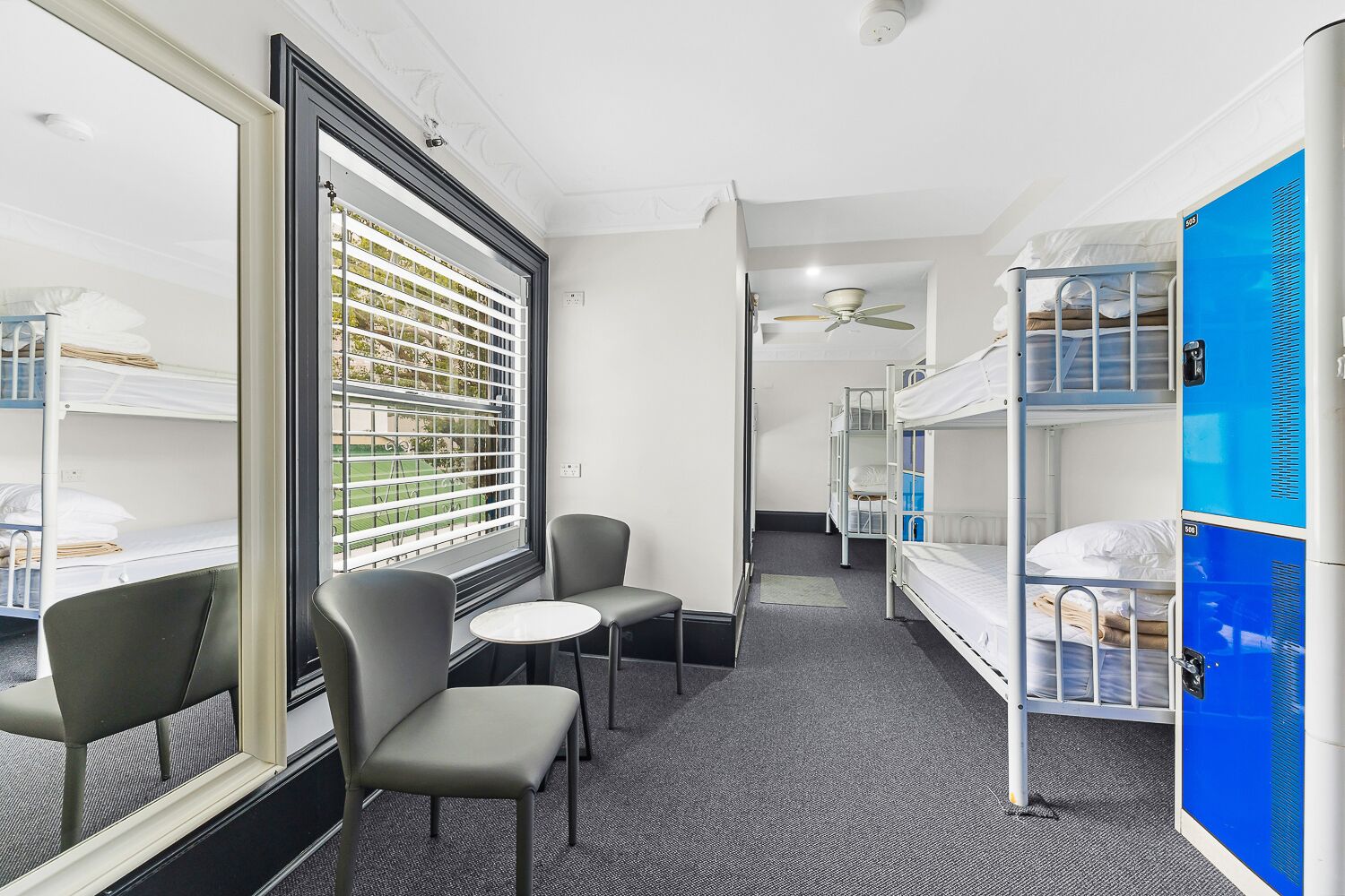 London Plane Backpackers Hostel
