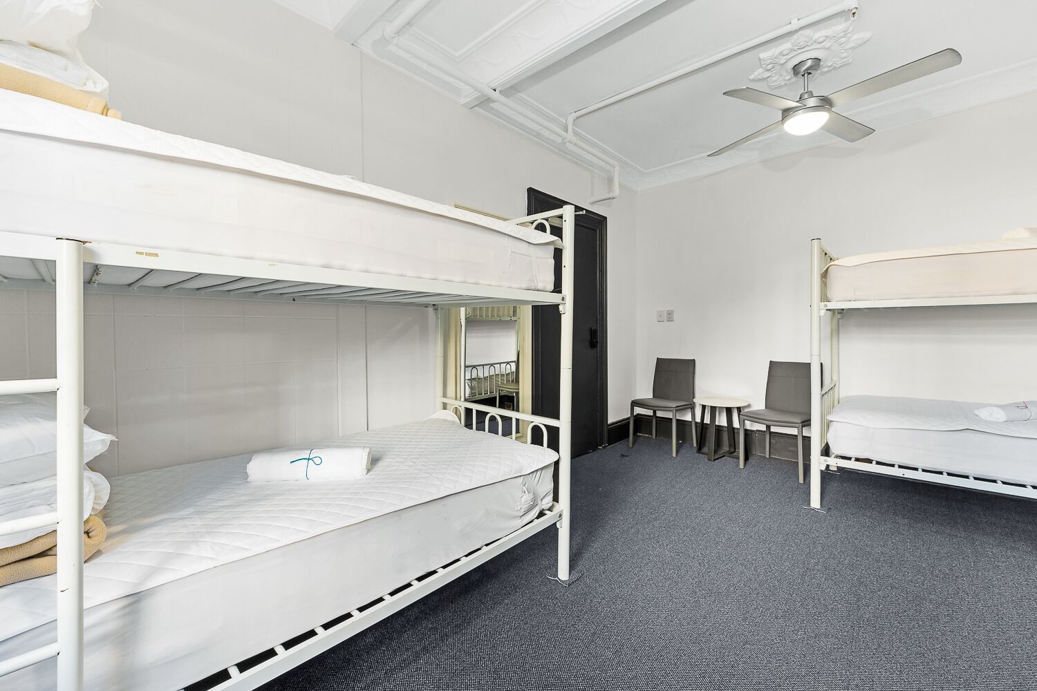 London Plane Backpackers Hostel