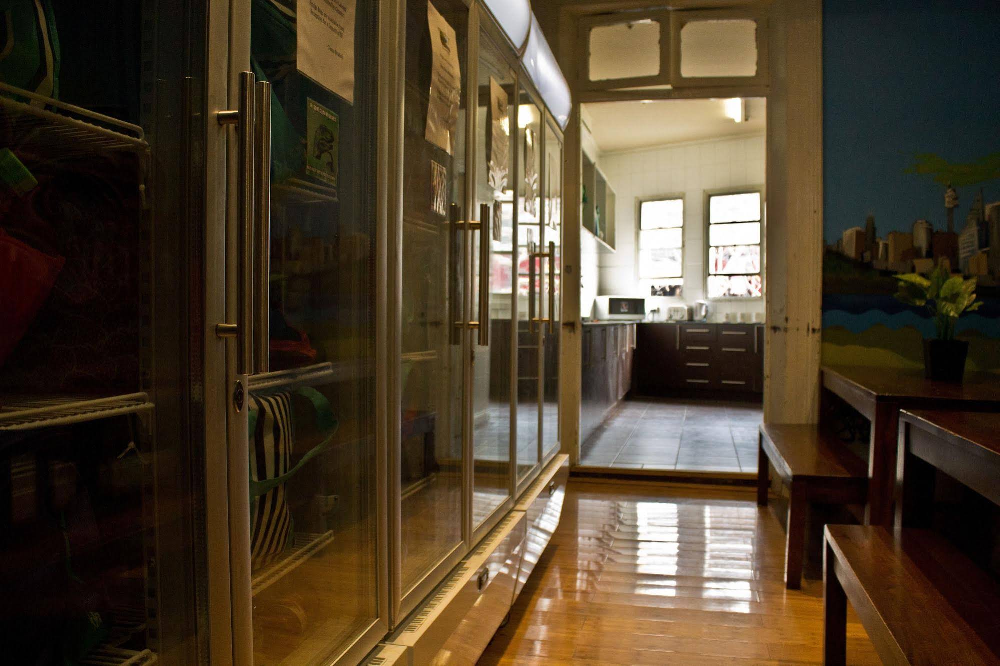 Mad Monkey Backpackers Kings Cross