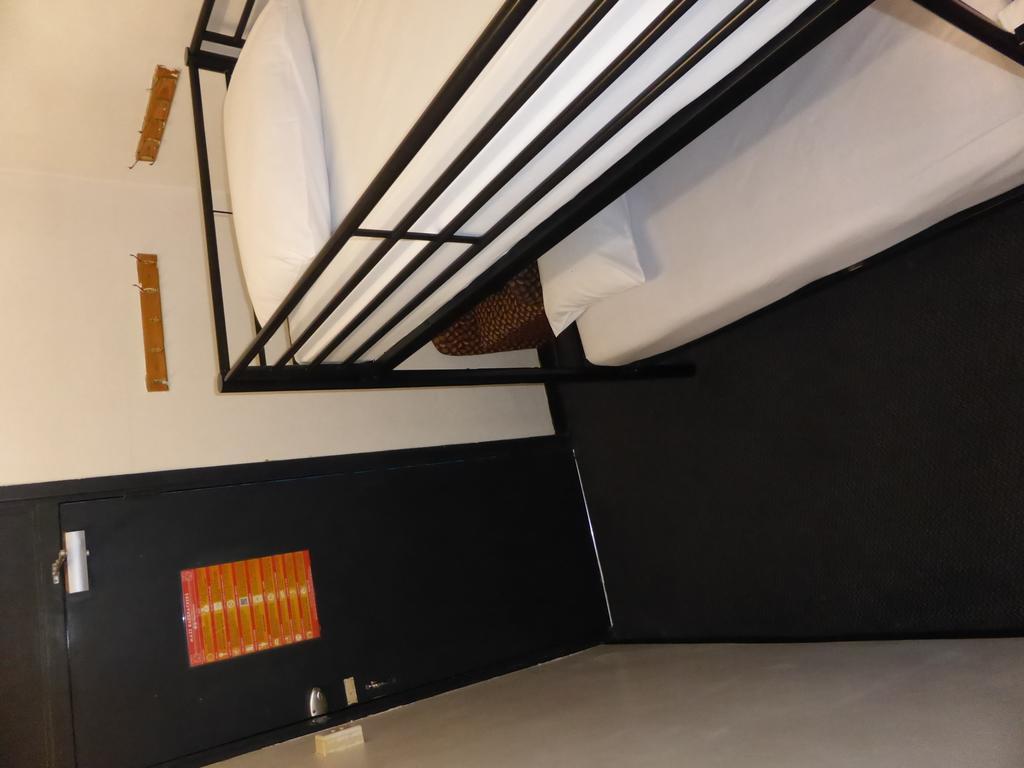 Maze Backpackers