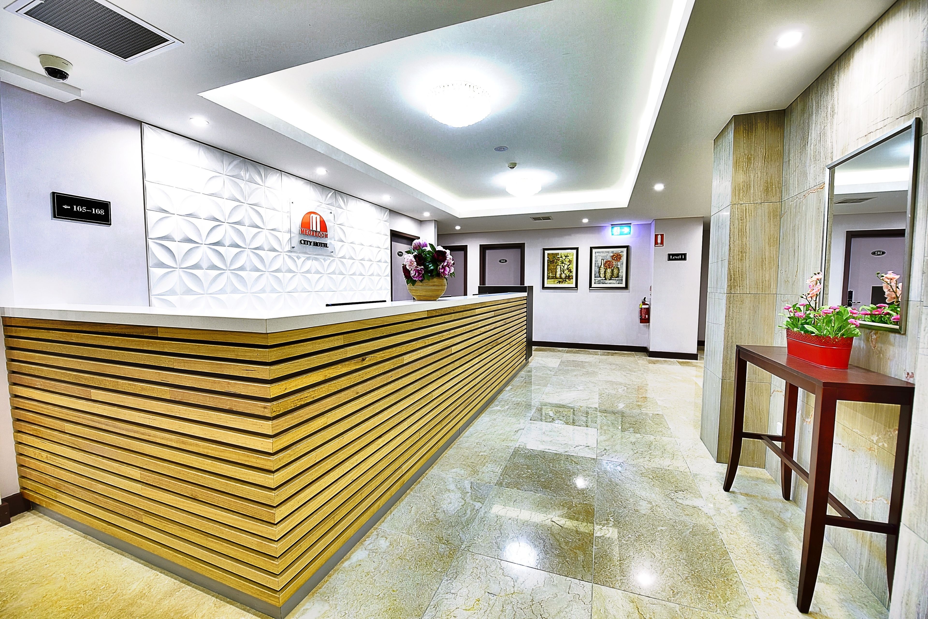 Megaboom City Hotel