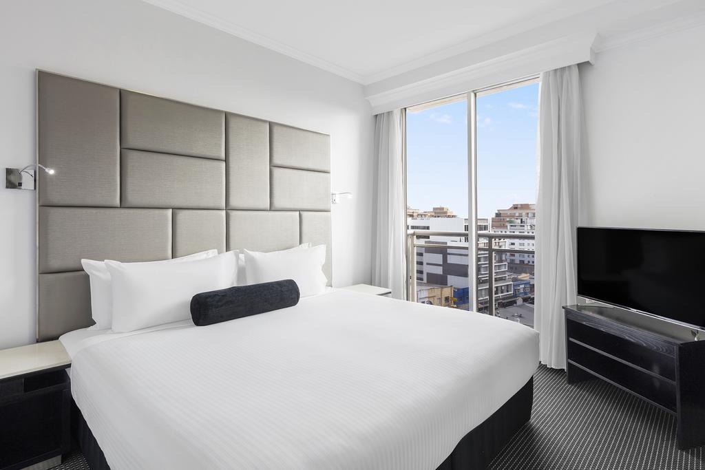 Meriton Suites Bondi Junction