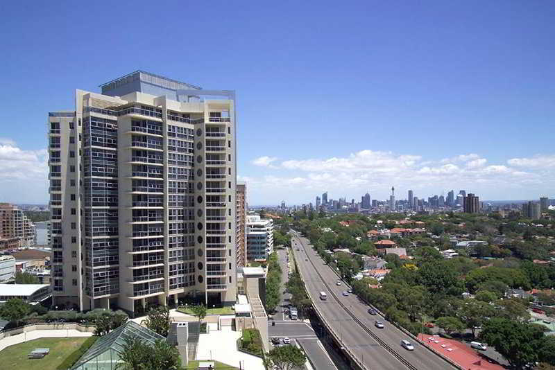 Meriton Suites Bondi Junction
