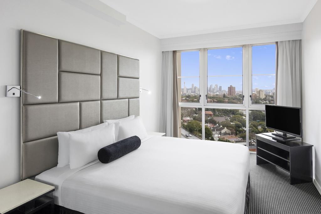 Meriton Suites Bondi Junction