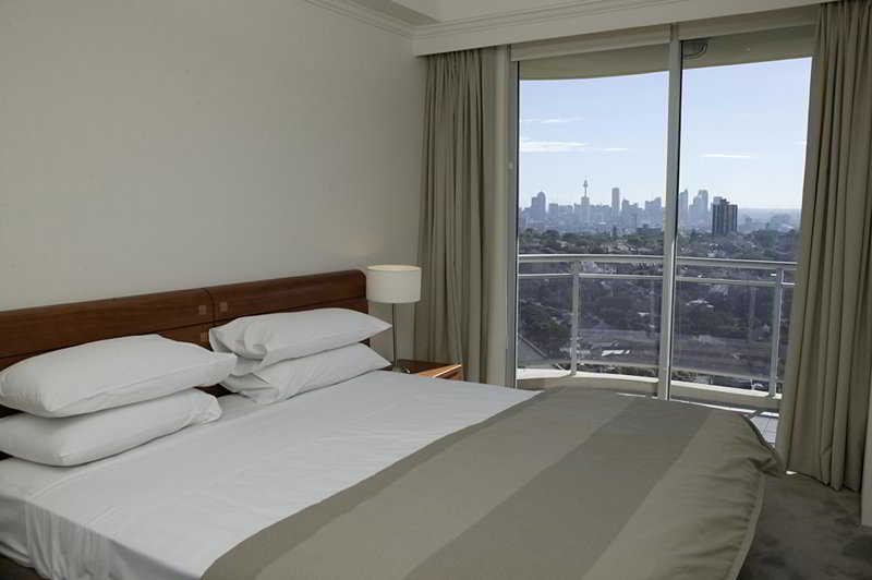 Meriton Suites Bondi Junction
