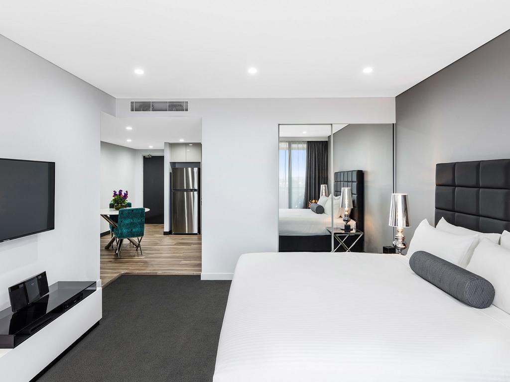 Meriton Suites Bondi Junction