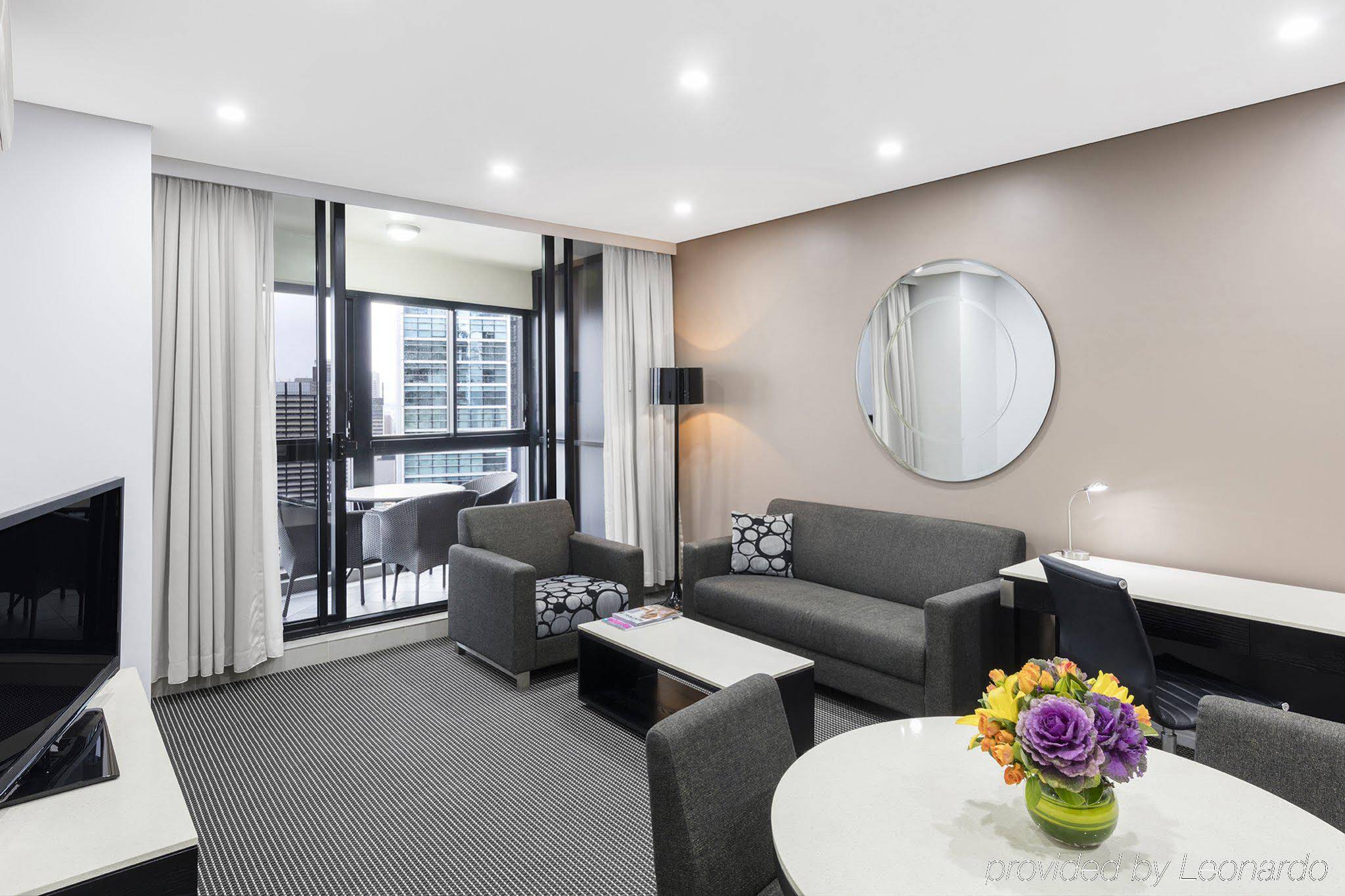 Meriton Suites Kent Street, Sydney