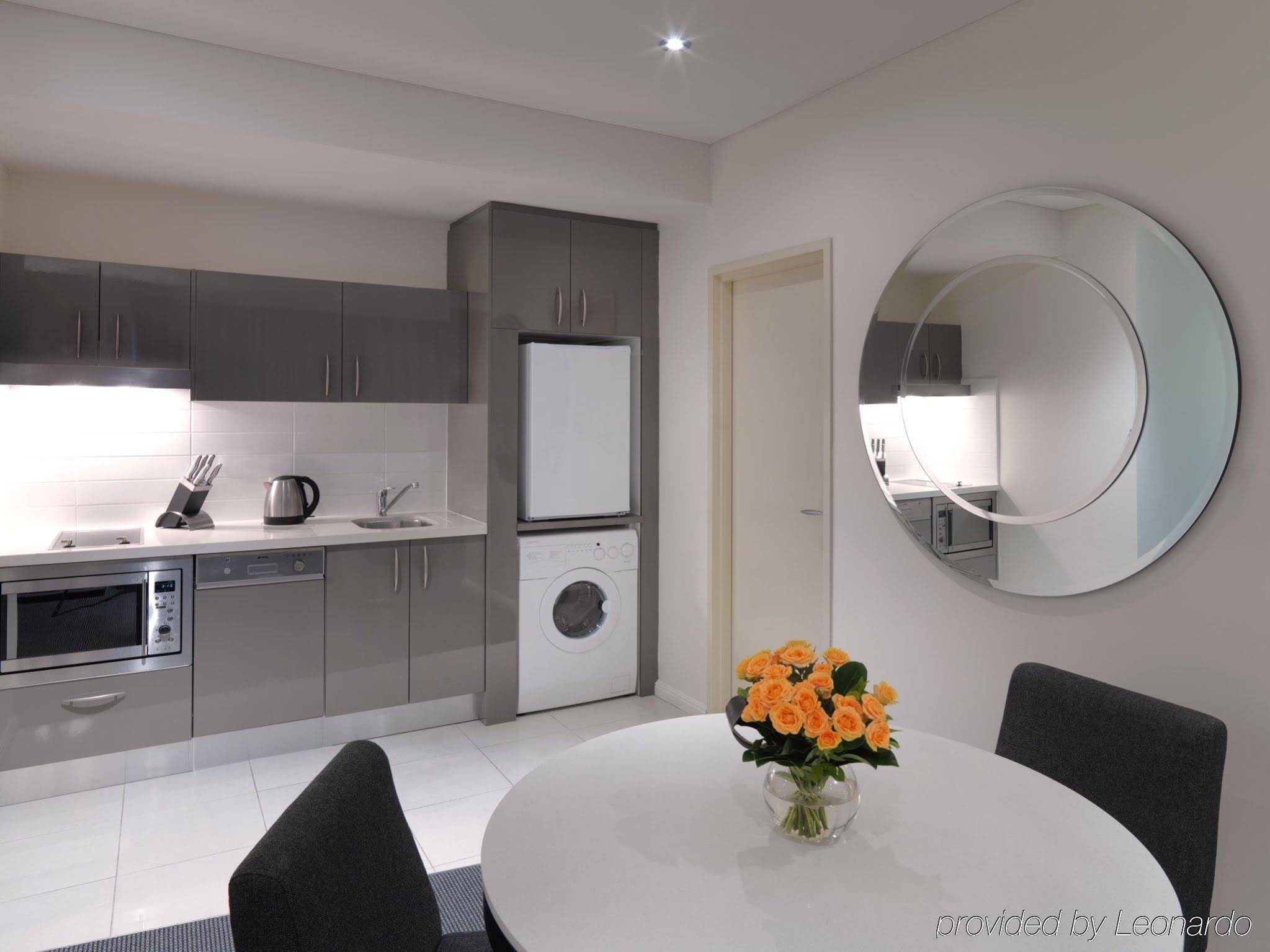 Meriton Suites Kent Street, Sydney