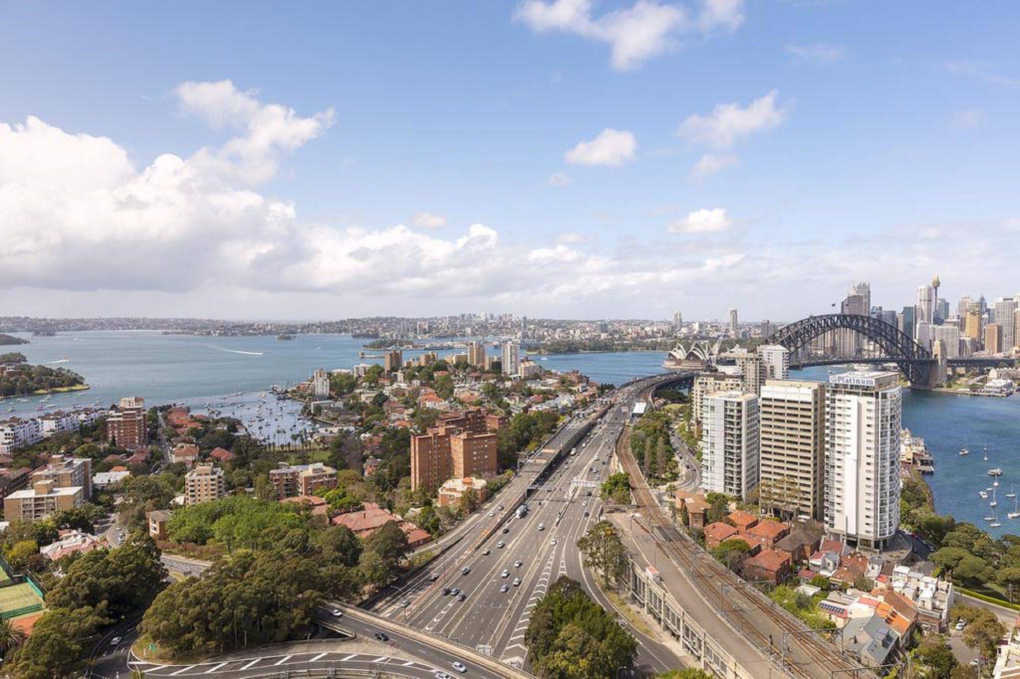 Meriton Suites North Sydney