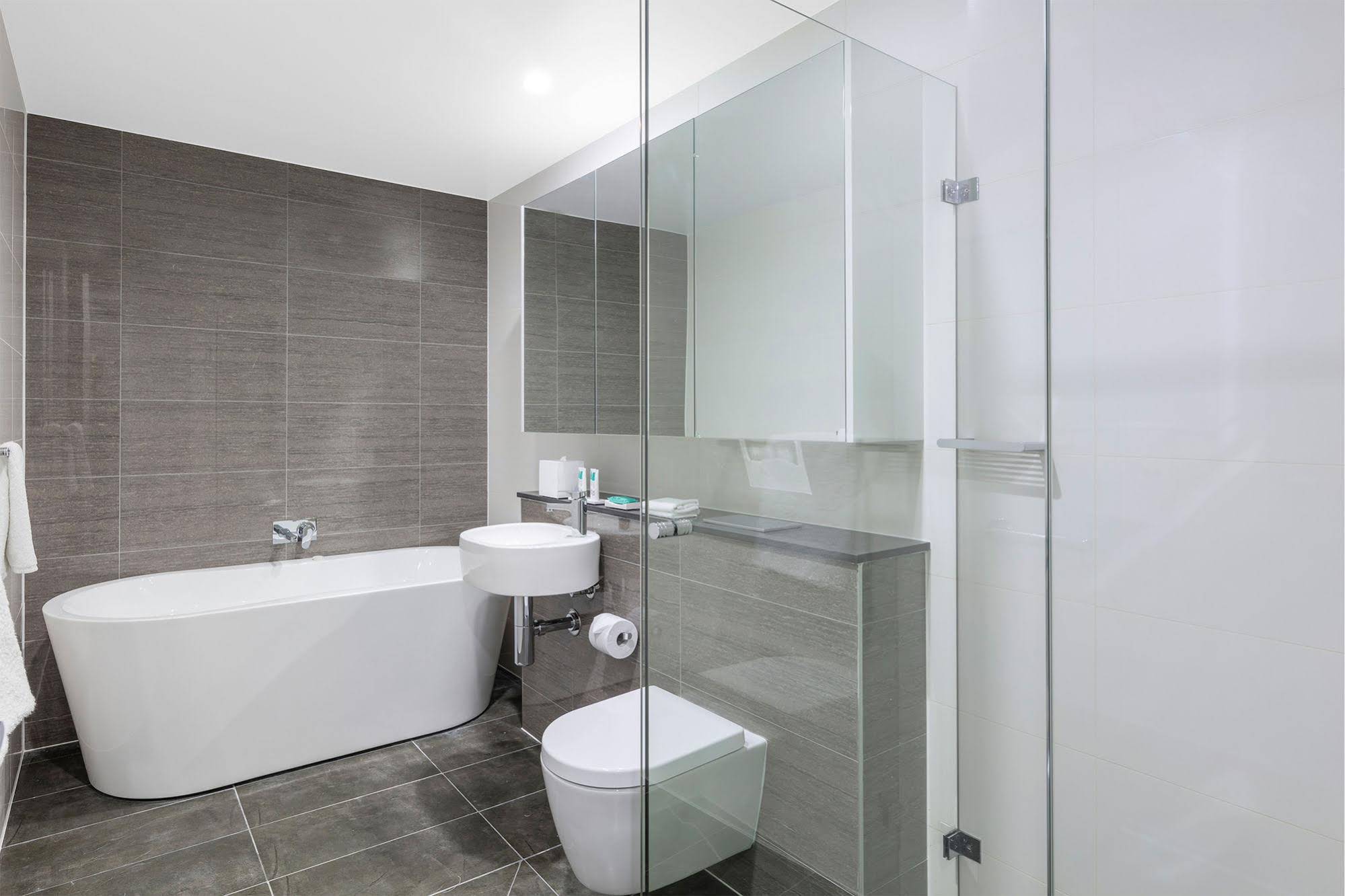 Meriton Suites North Sydney