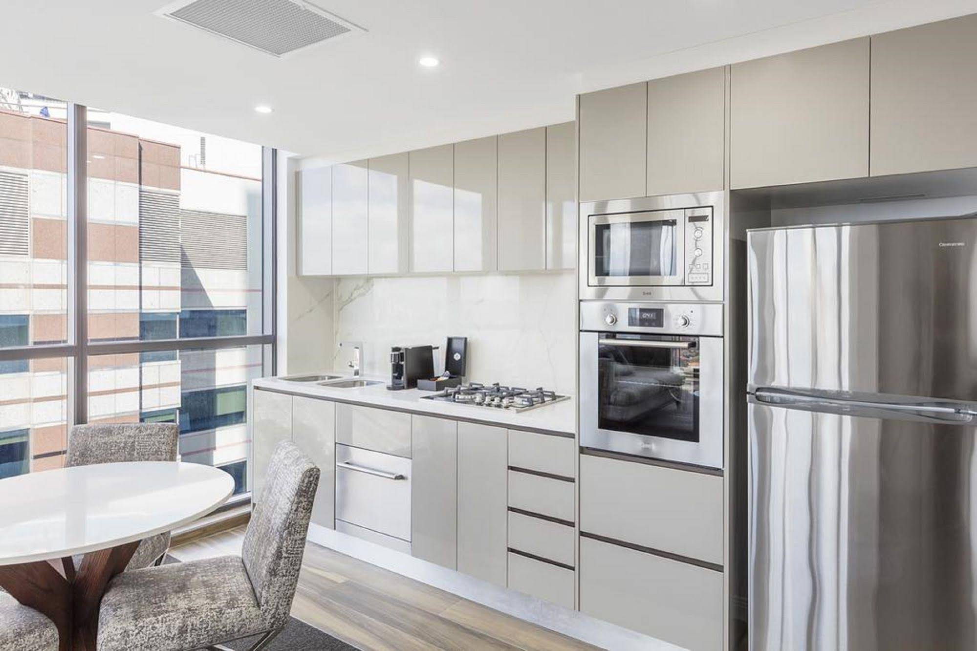 Meriton Suites North Sydney