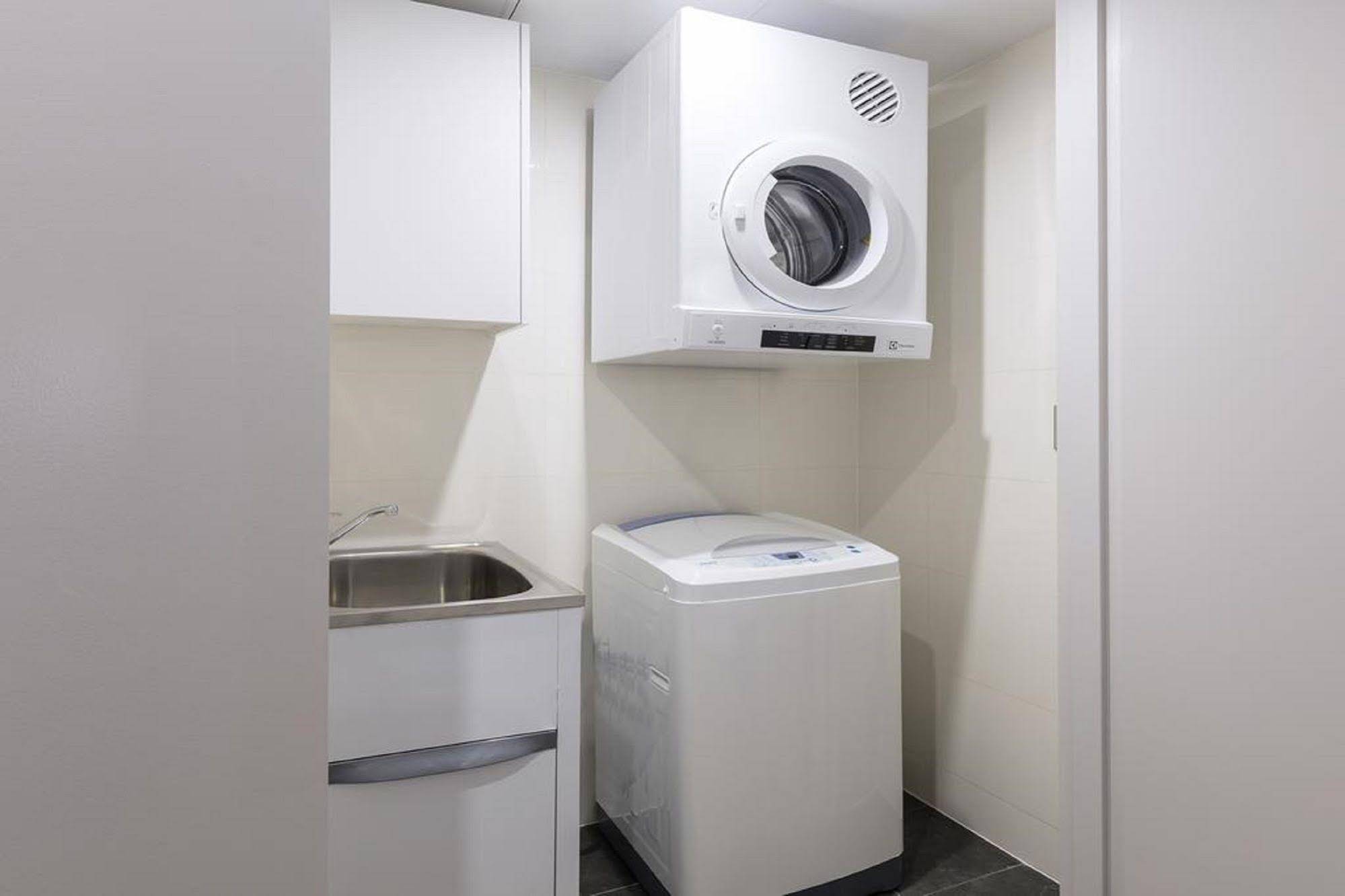 Meriton Suites North Sydney