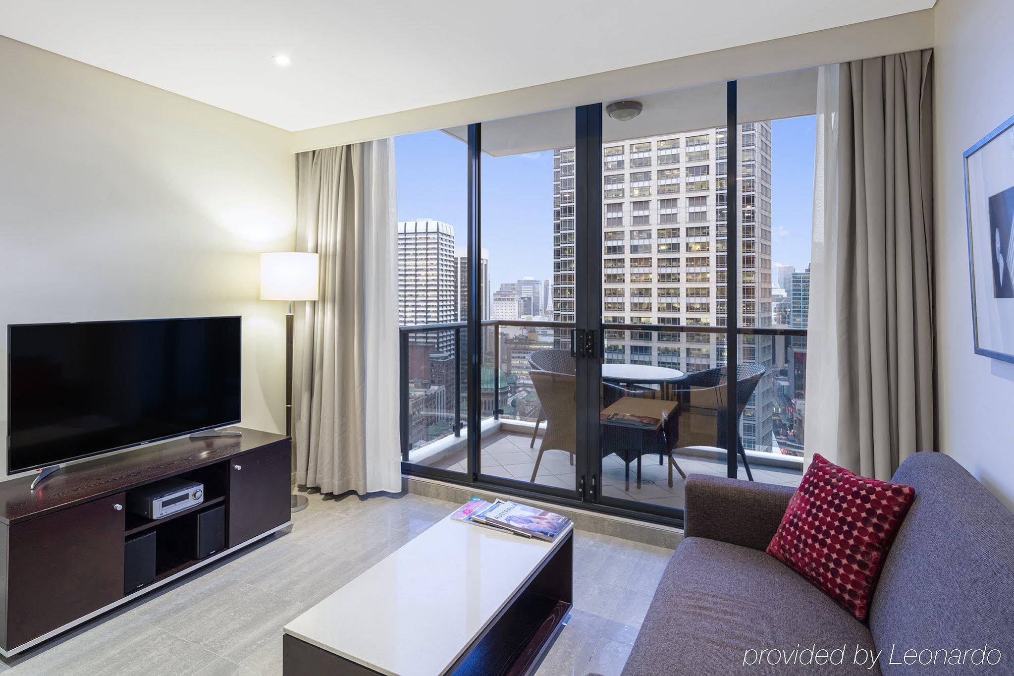 Meriton Suites Pitt Street, Sydney
