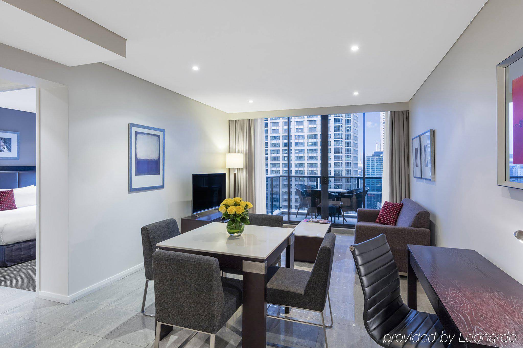 Meriton Suites Pitt Street, Sydney