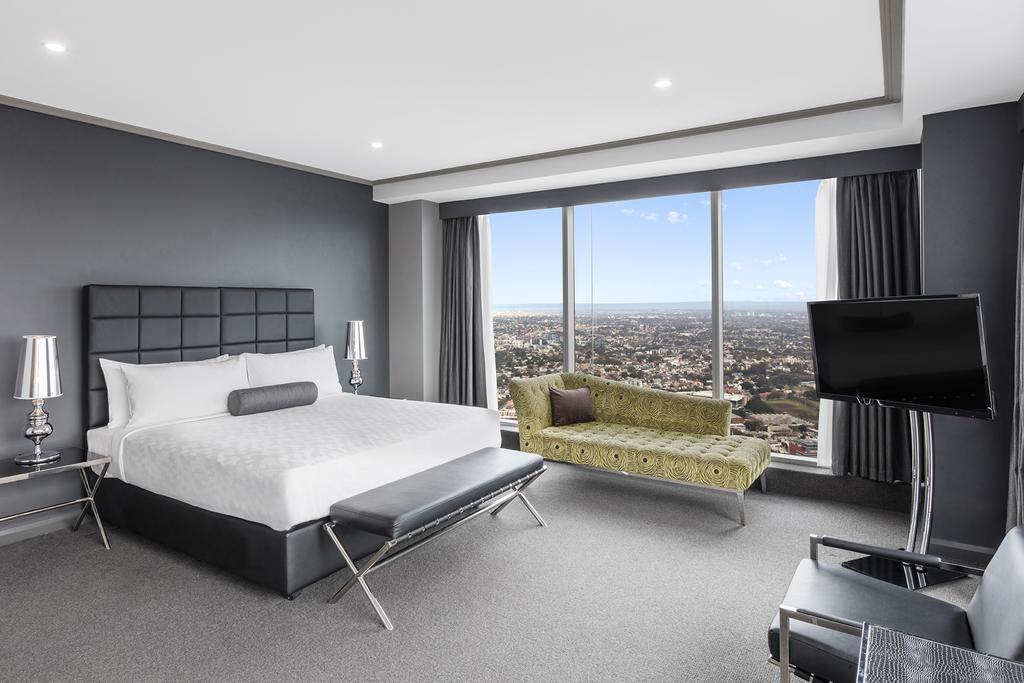 Meriton Suites World Tower, Sydney