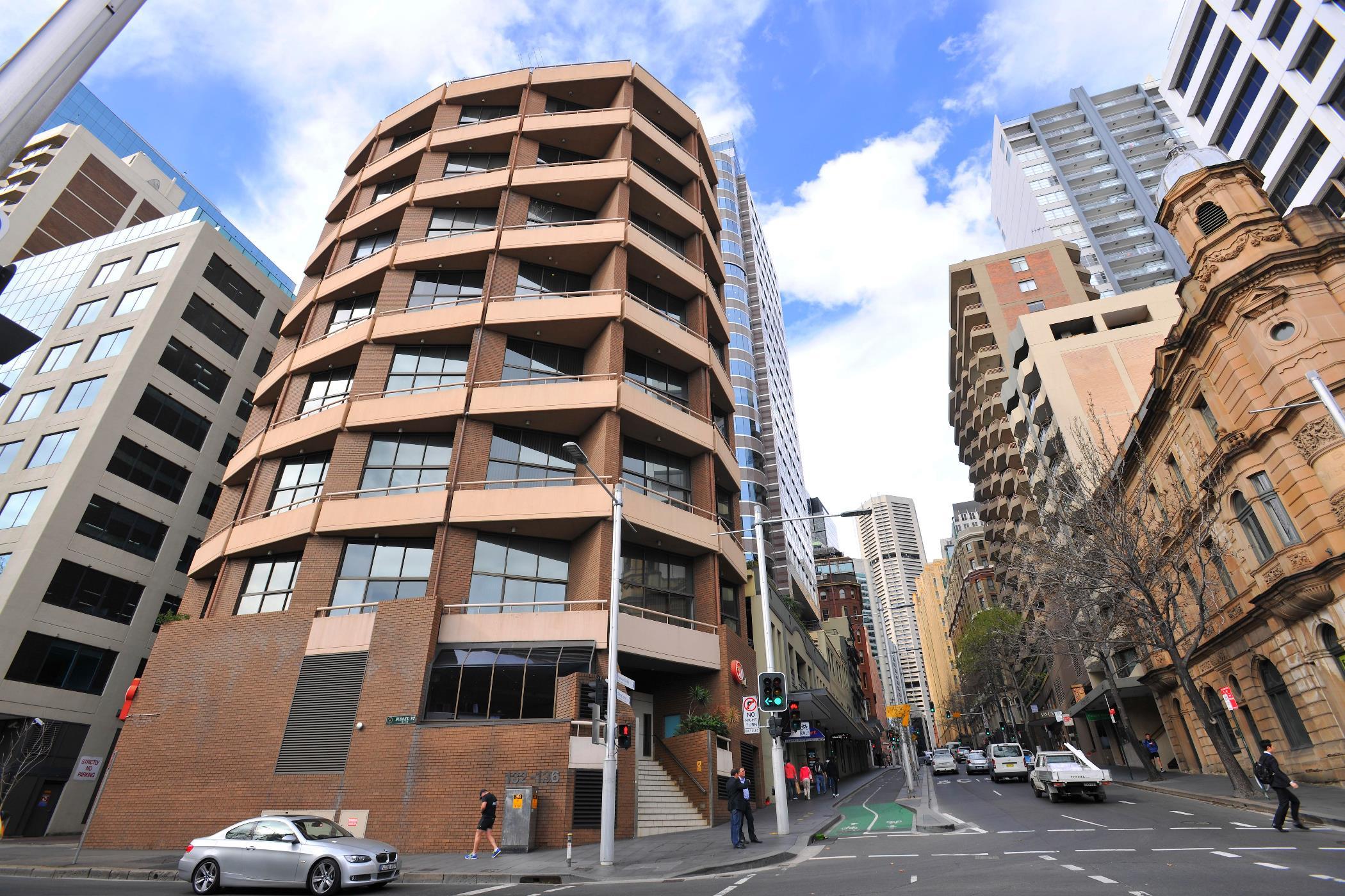 Metro Apartments on Darling Harbour